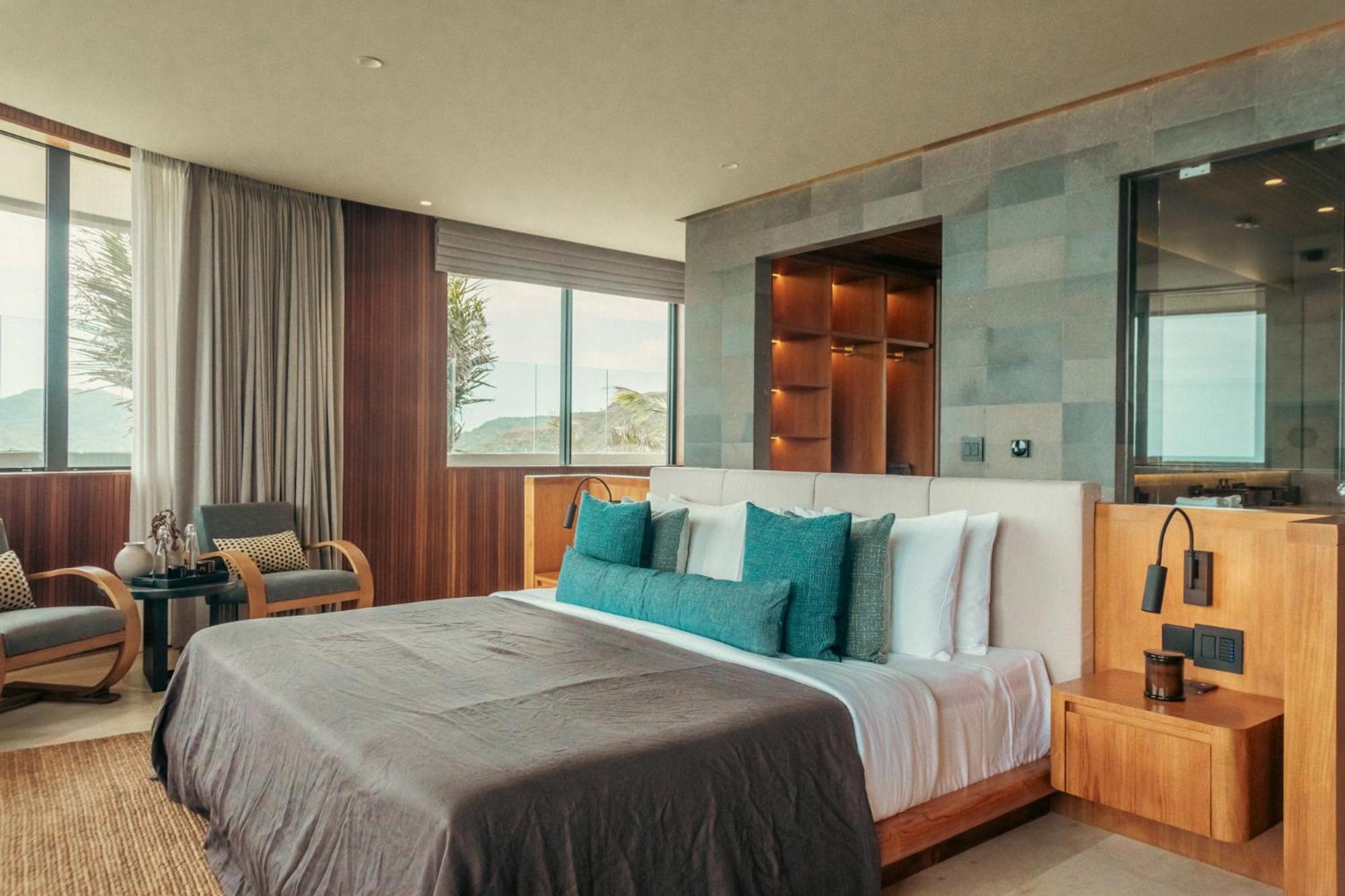 Four Bedroom Villa Nyrenstone with Sea View - Photo 2
