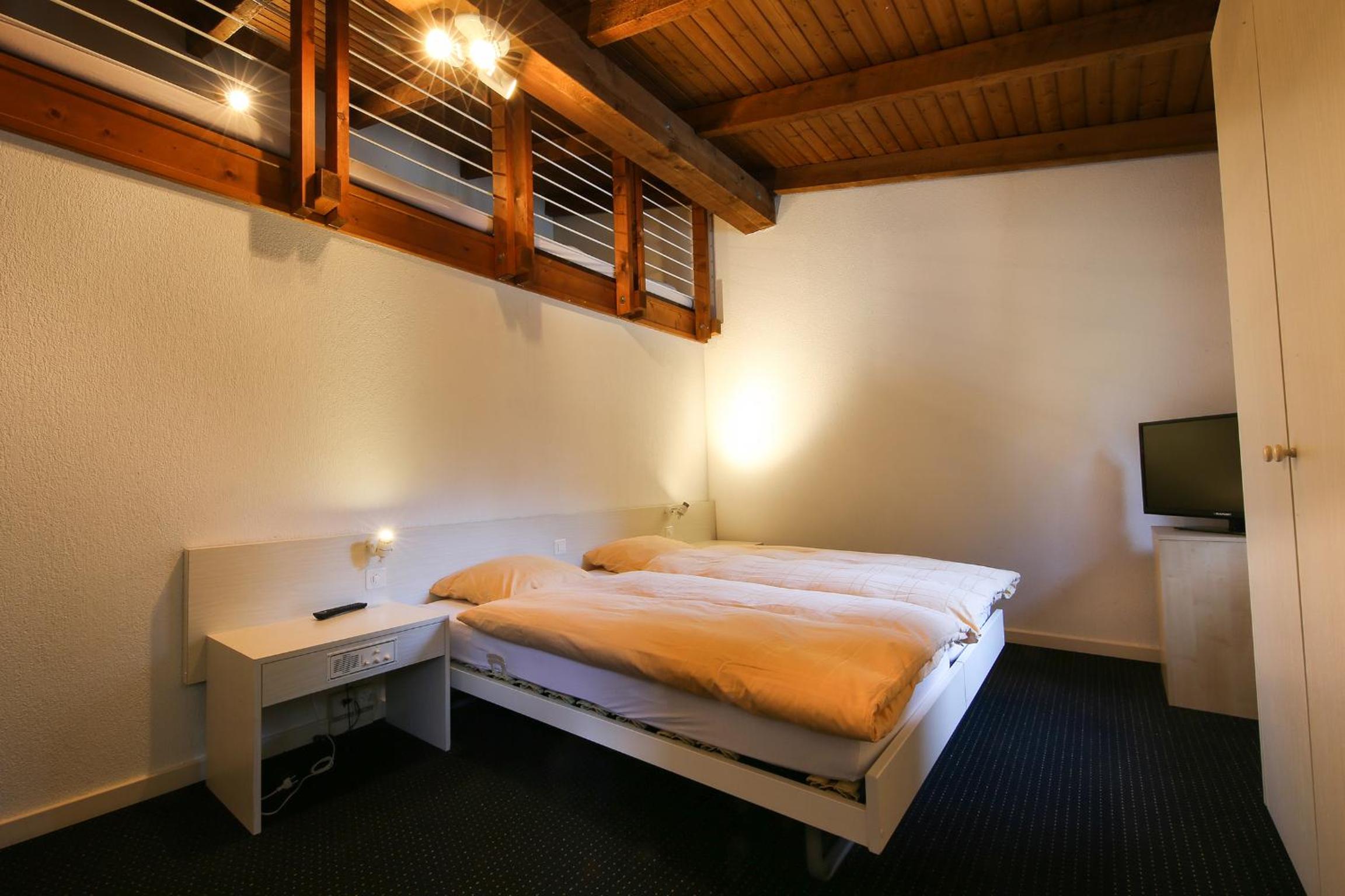 Gallery Quadruple Room - Photo 1