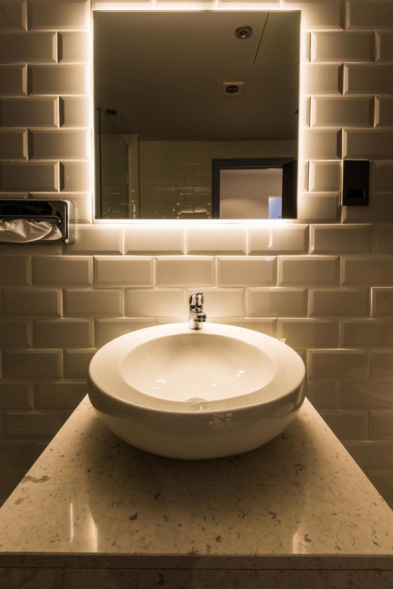 Superior Double or Twin Room - Photo 7