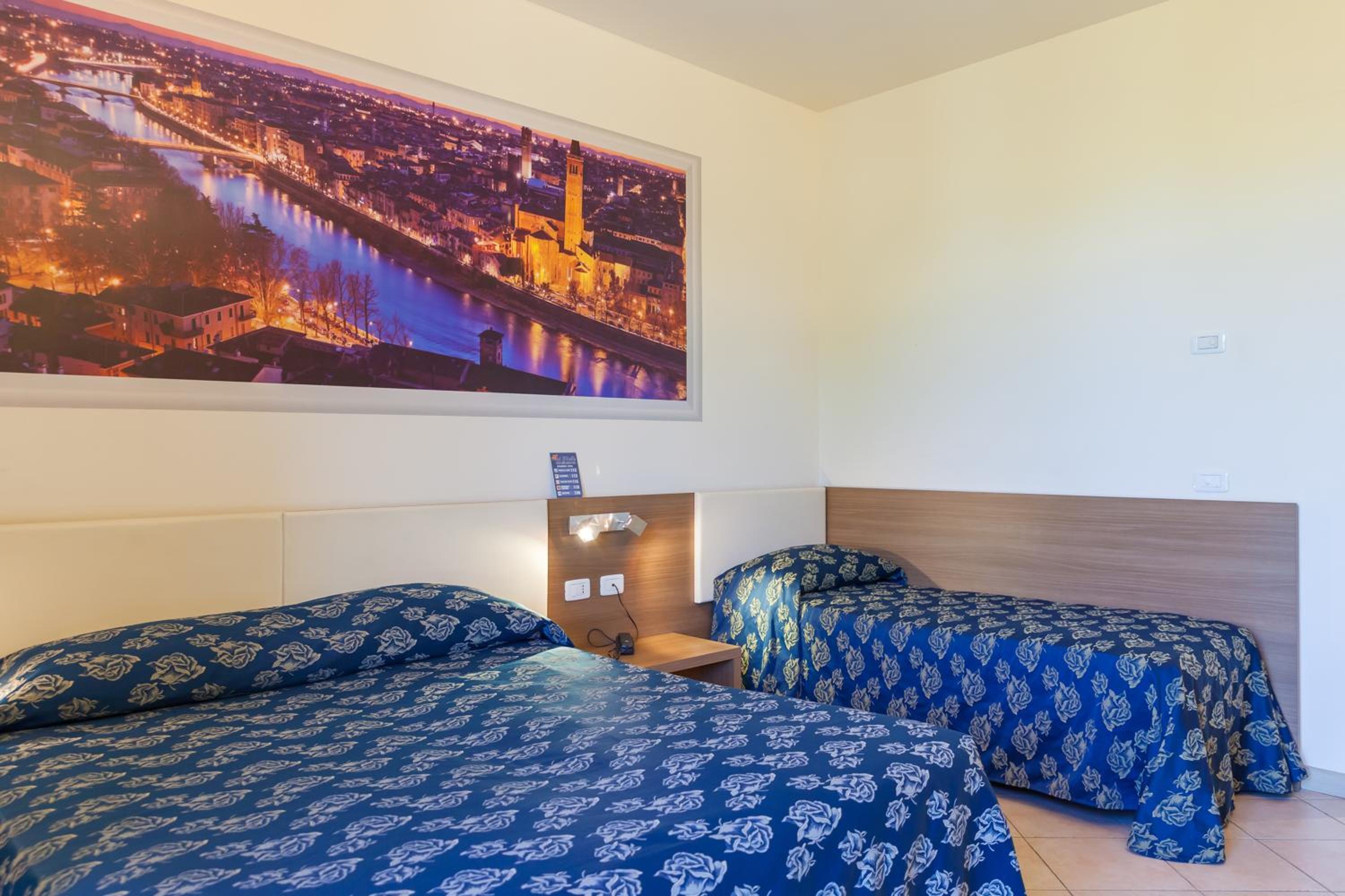 Triple Room - Photo 1