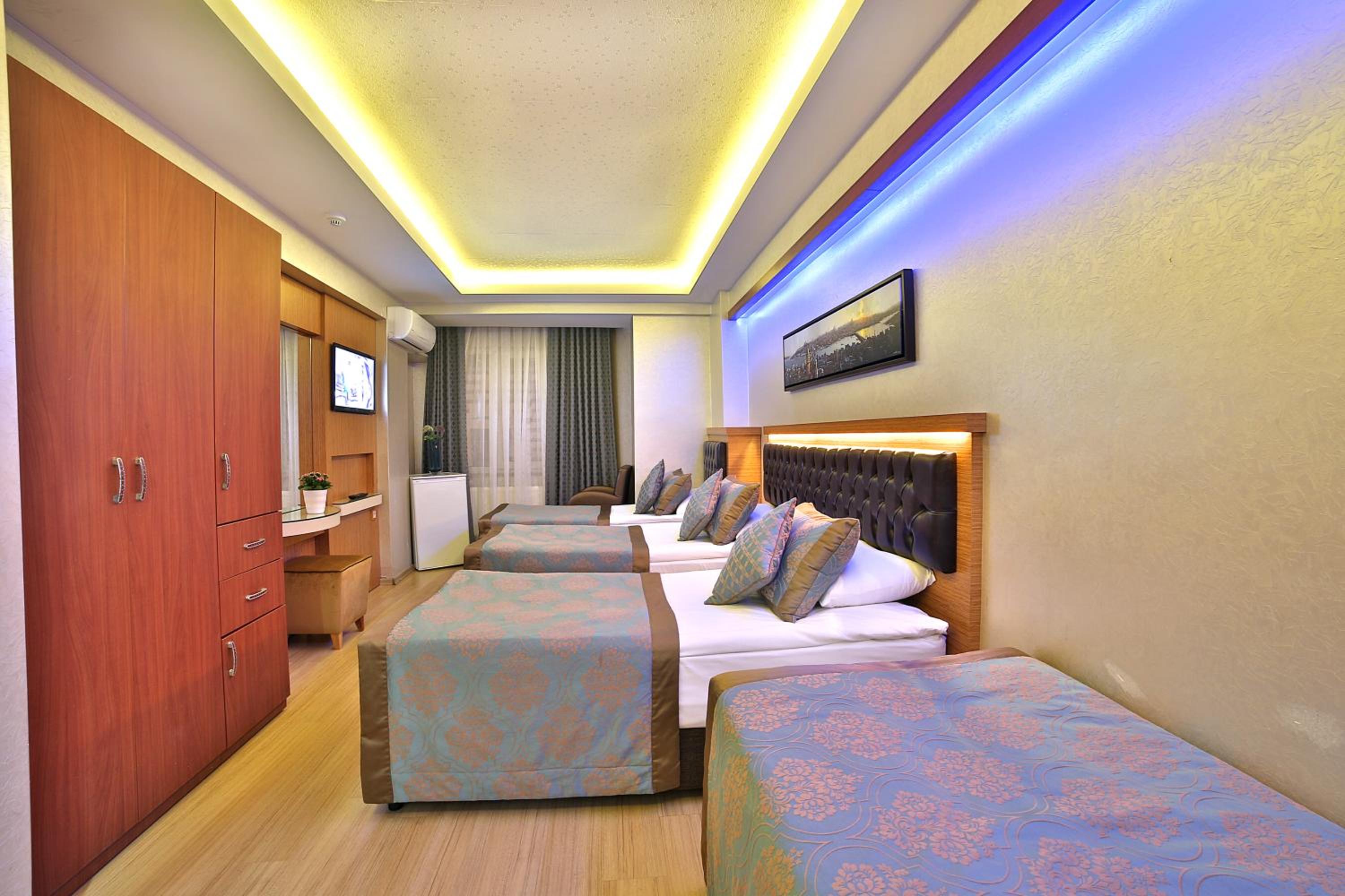 Quadruple Room photo 1