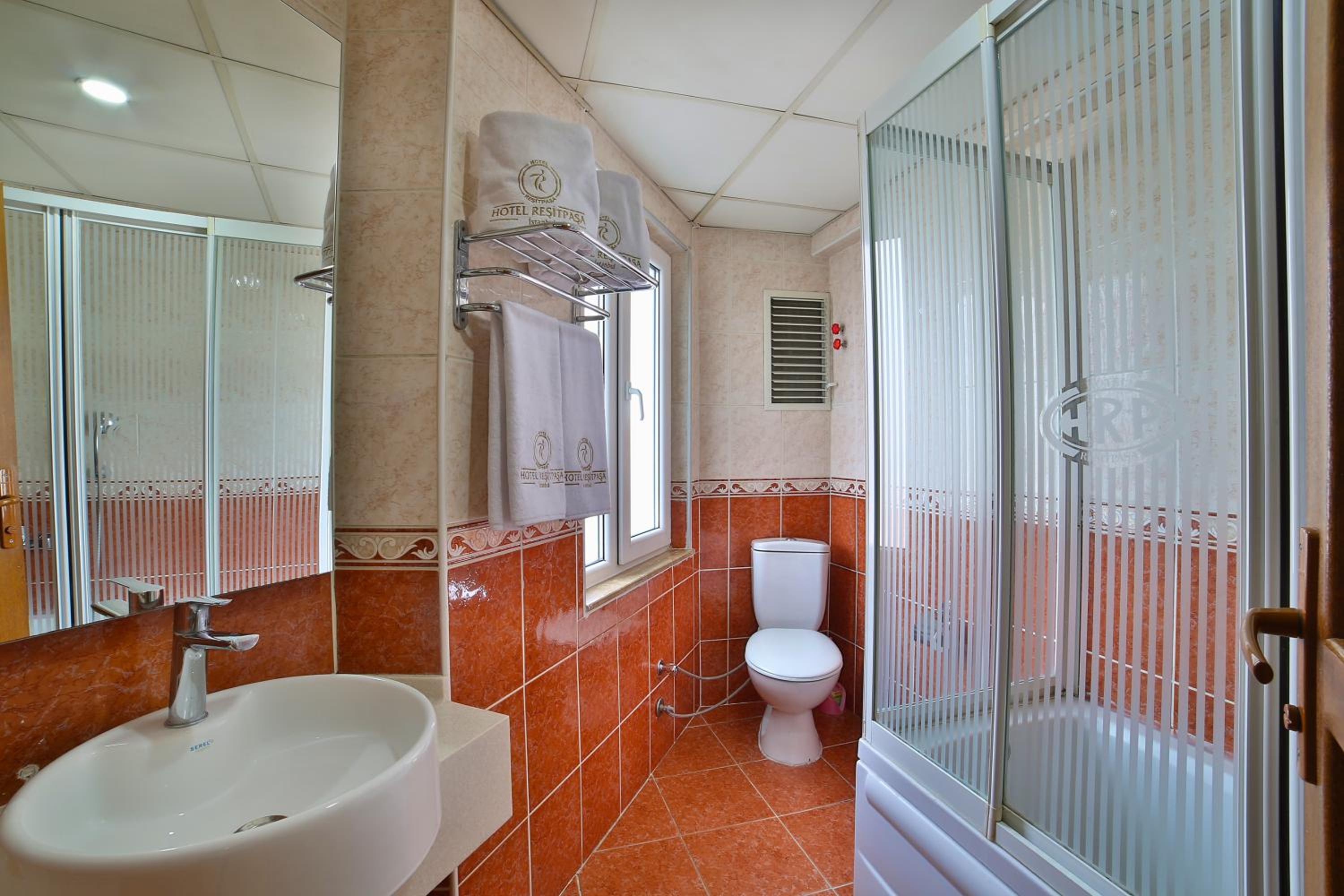Standard Triple Room photo 3