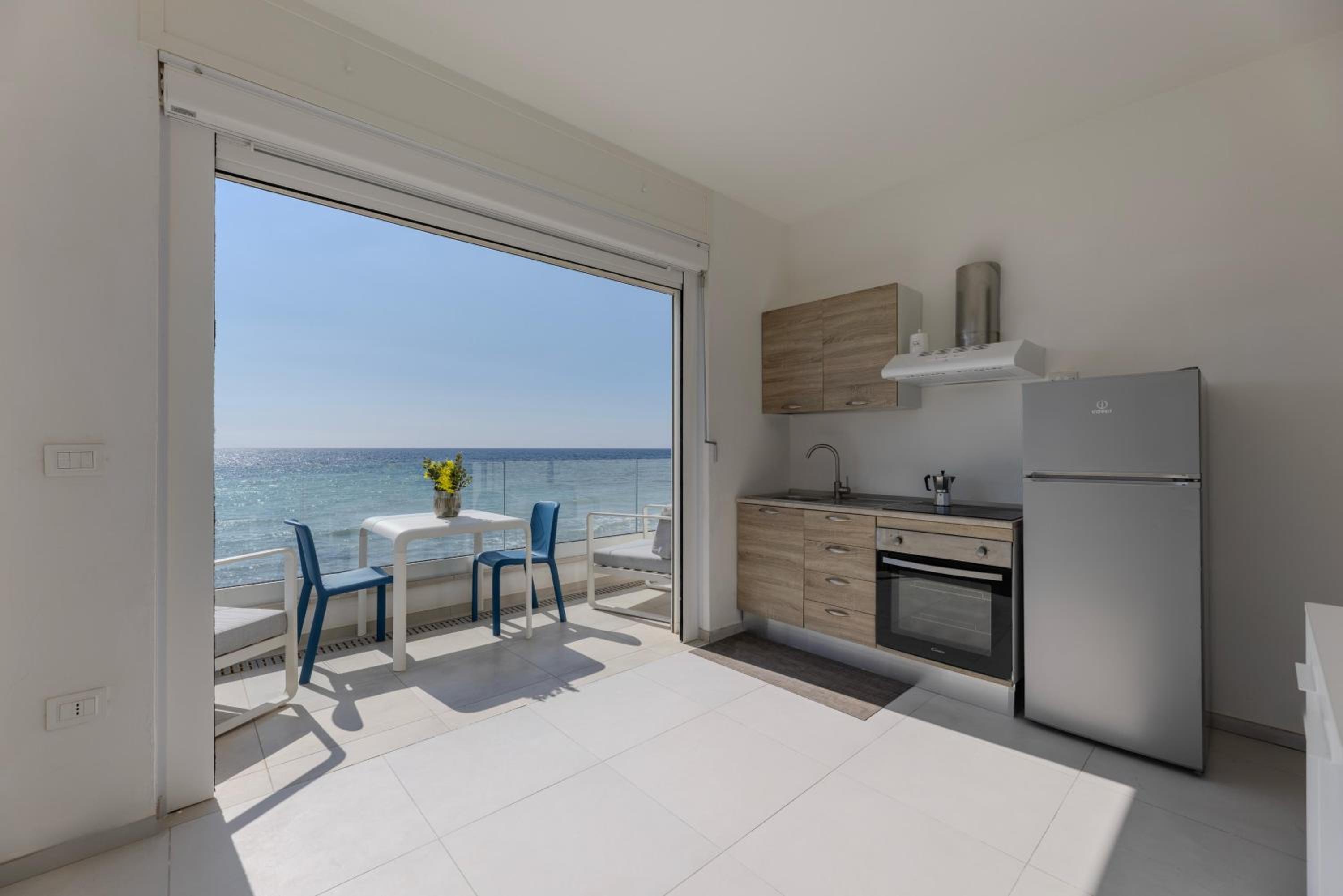 Family Room with Sea View