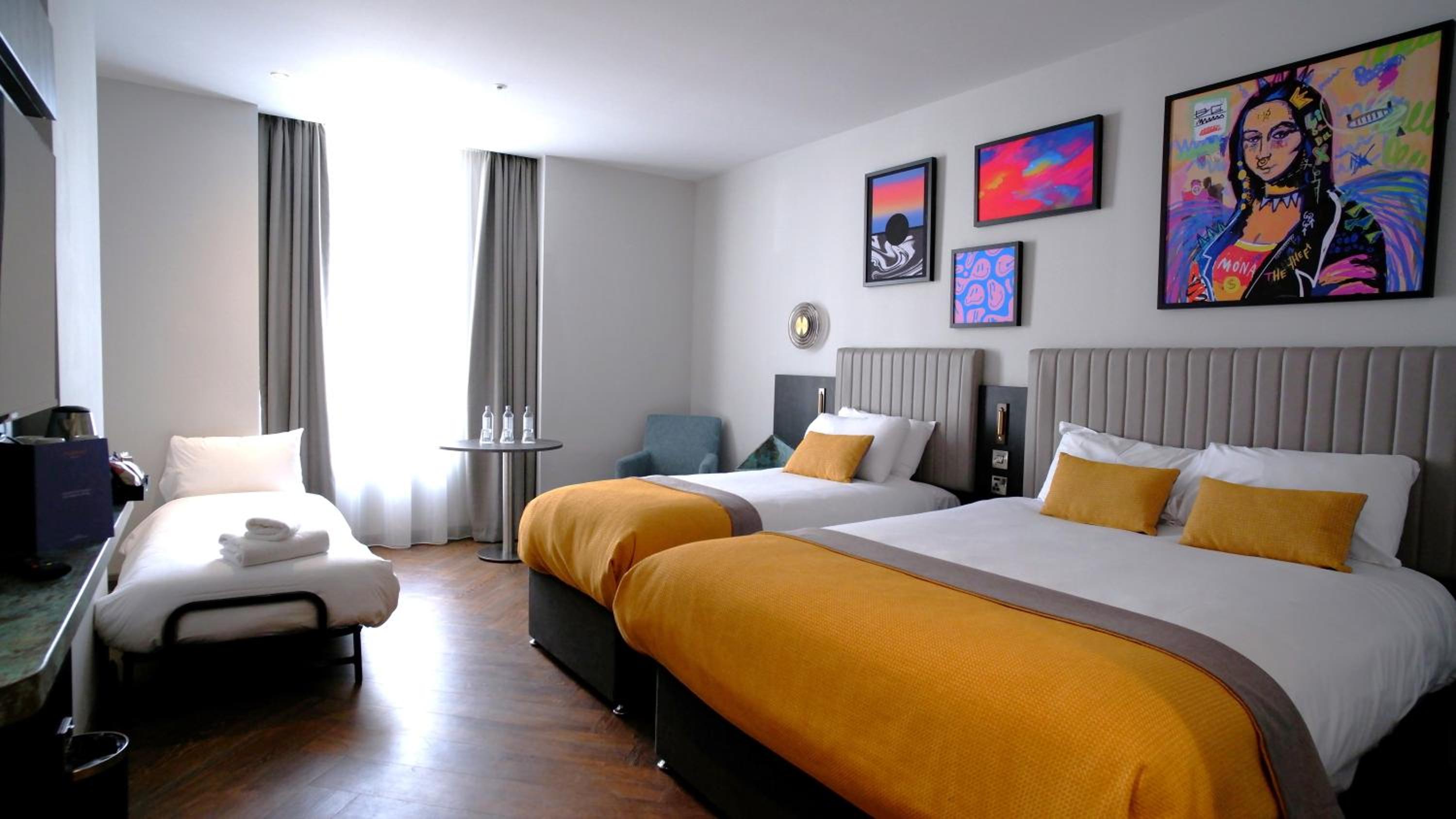 Deluxe Family Room - Photo 4