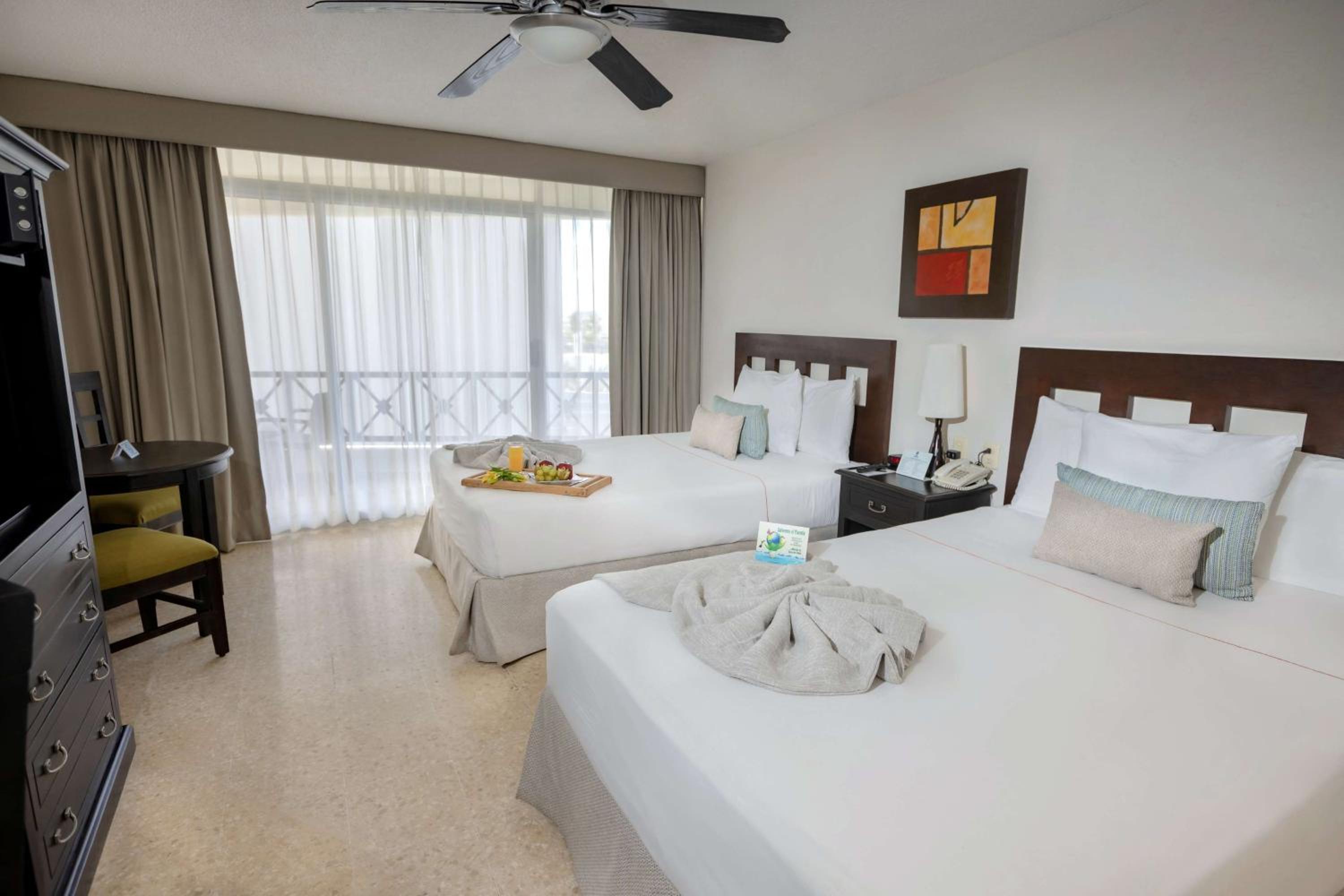 Suite with Two Double Beds - Non-Smoking