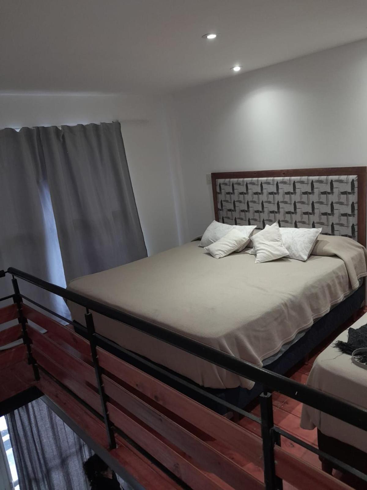 Two-Bedroom Deluxe Apartment with Balcony