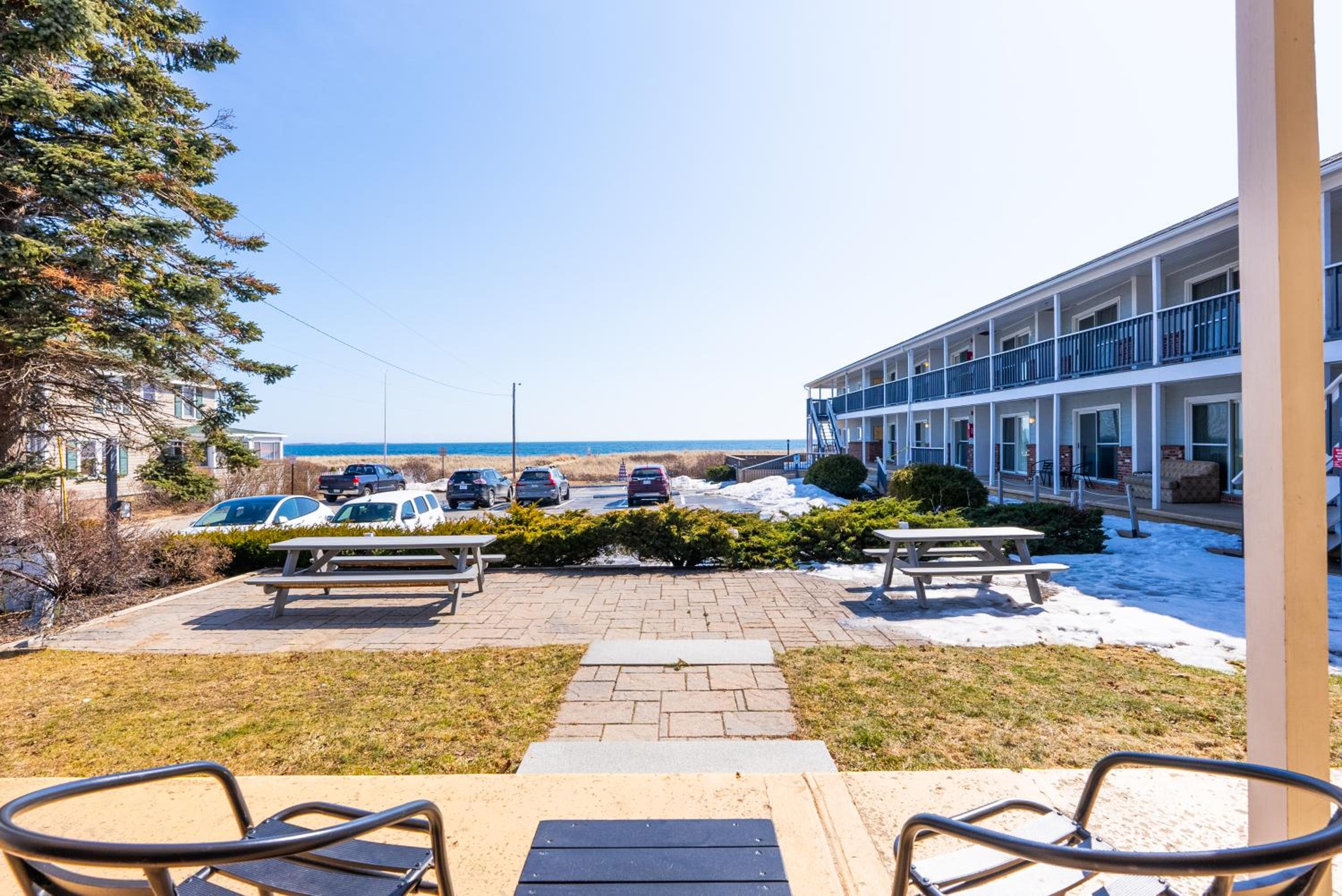 Oceanview Suite Two Doubles