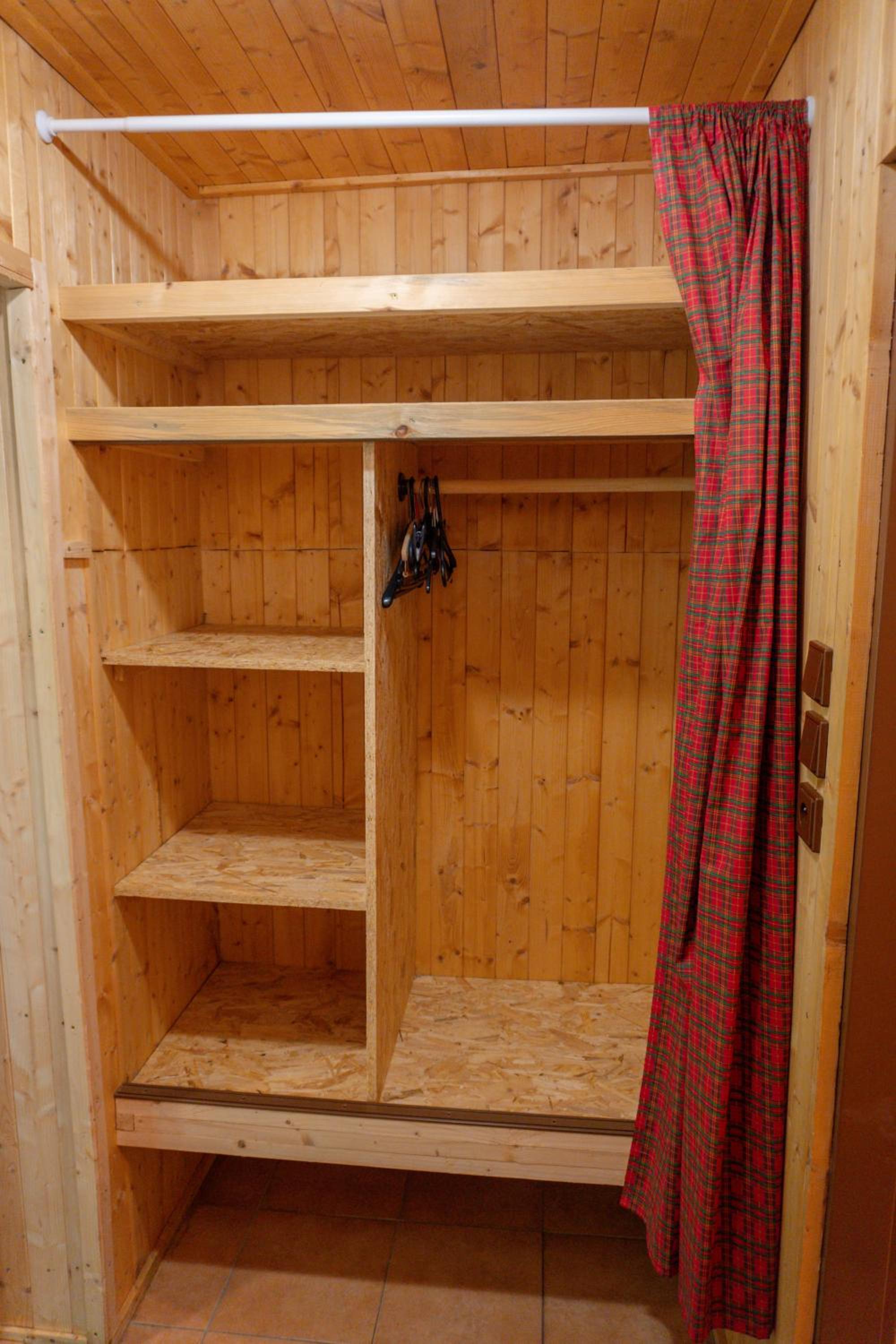 Suite - Photo 10