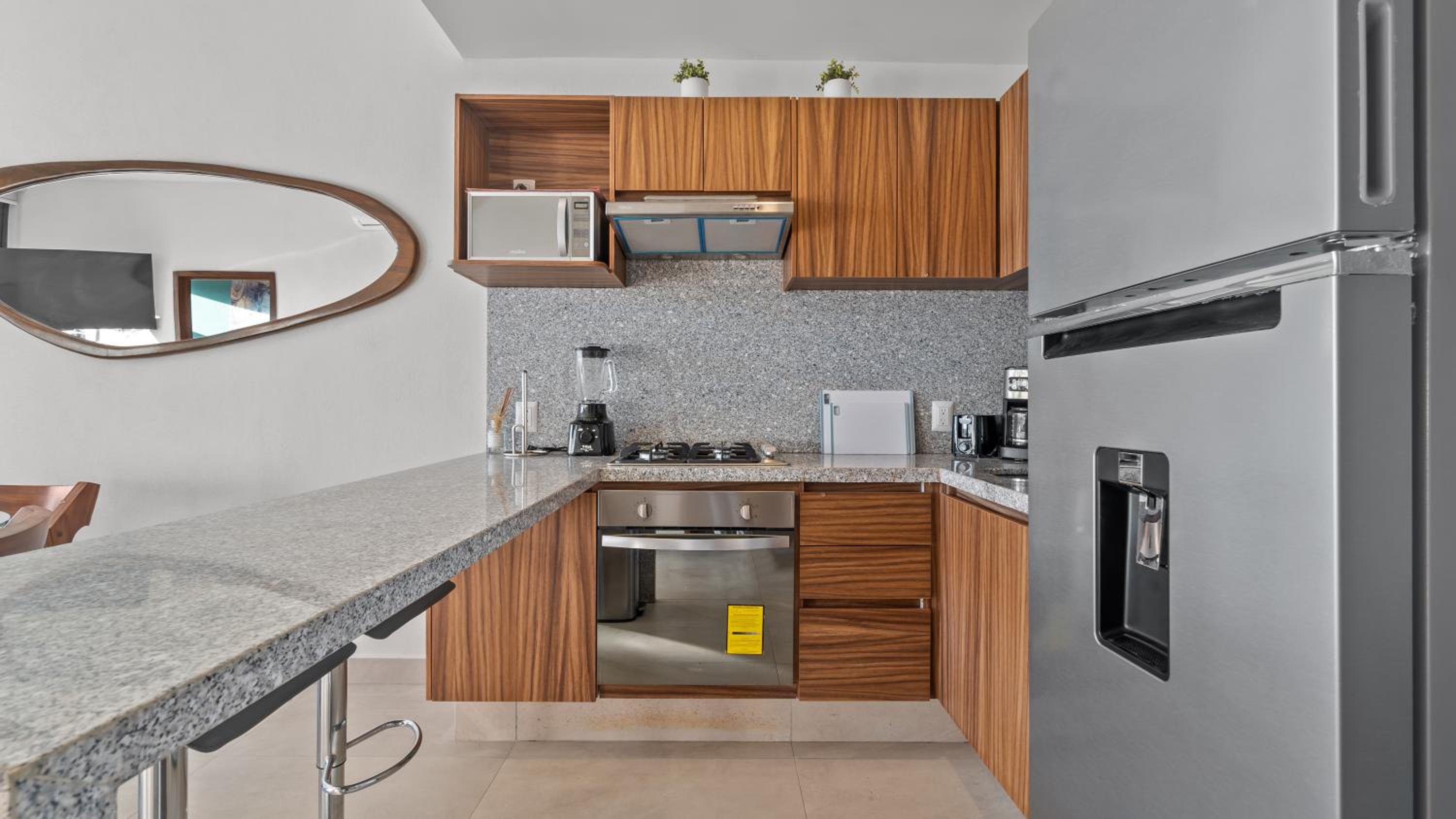 Two-Bedroom Apartment with Balcony photo 2