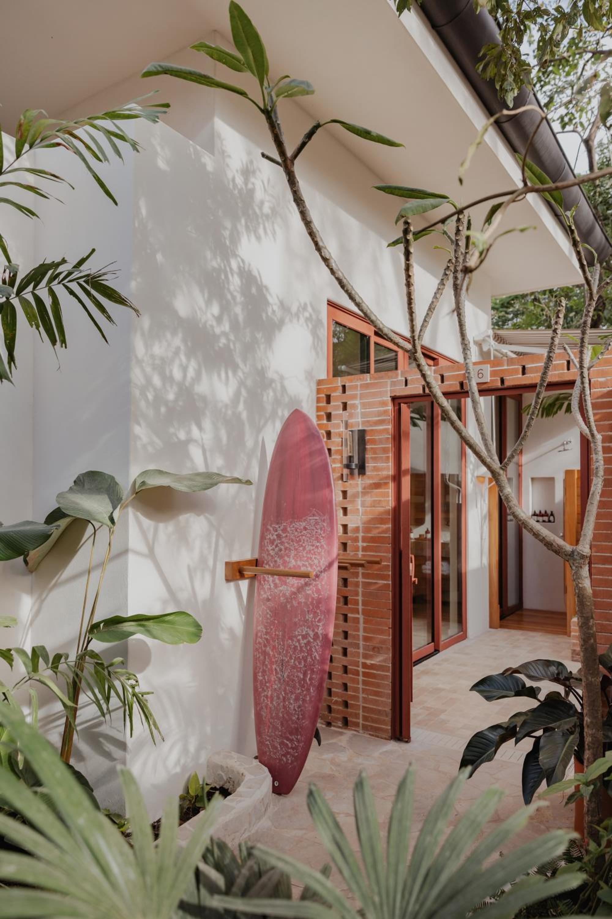 One-Bedroom Villa with Private Pool - Photo 2