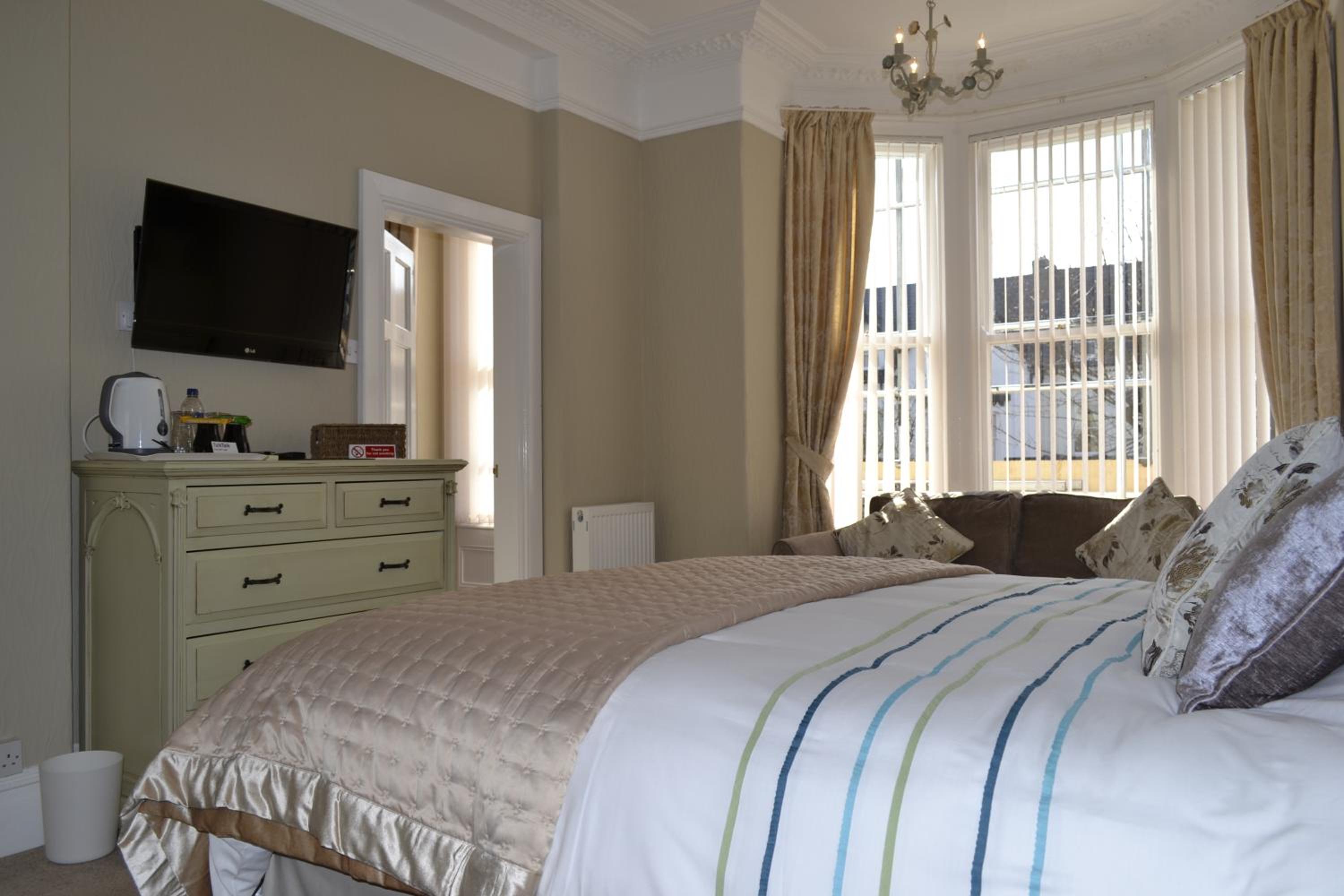 Superior King Room photo 2