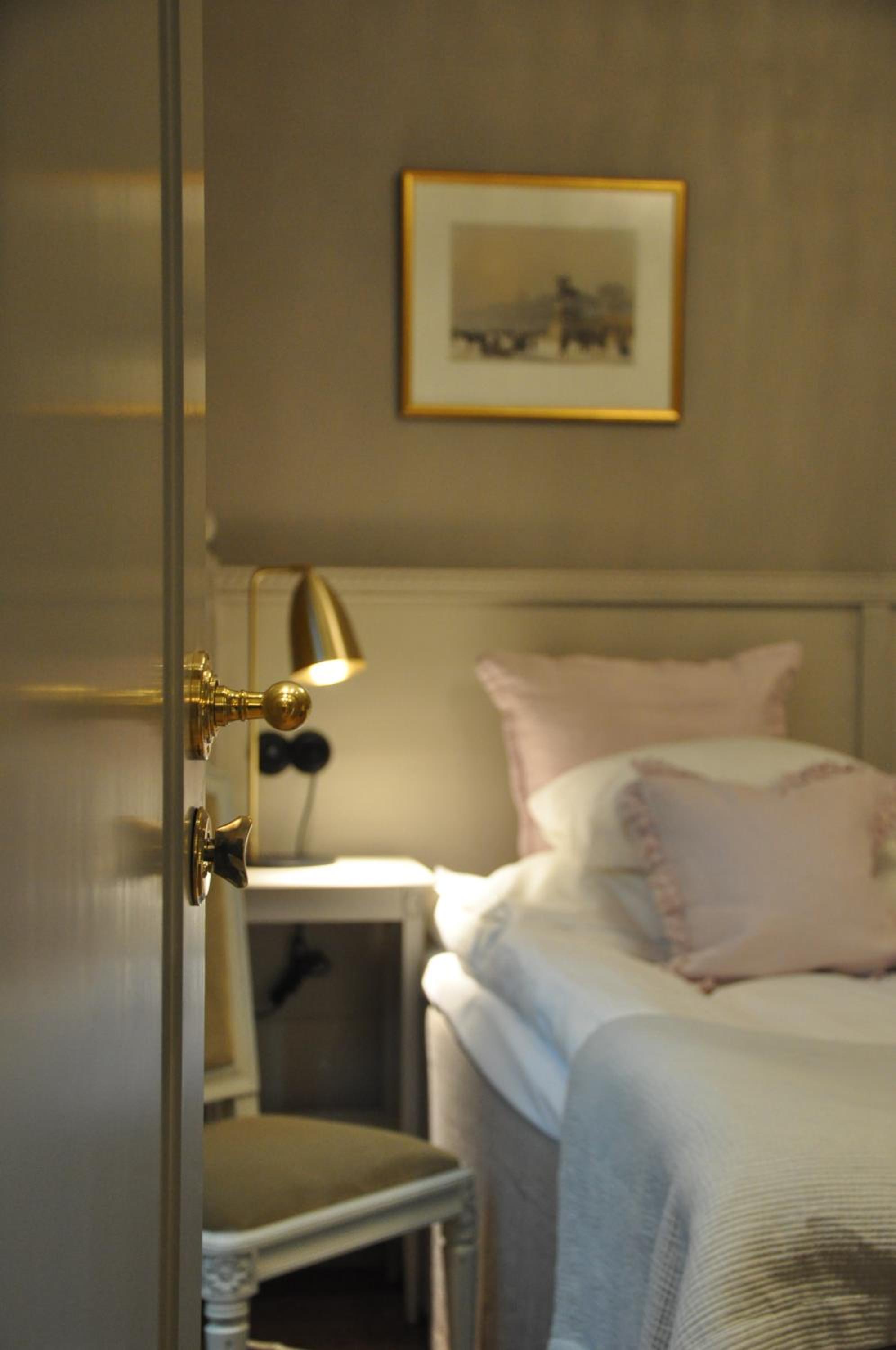 Available room