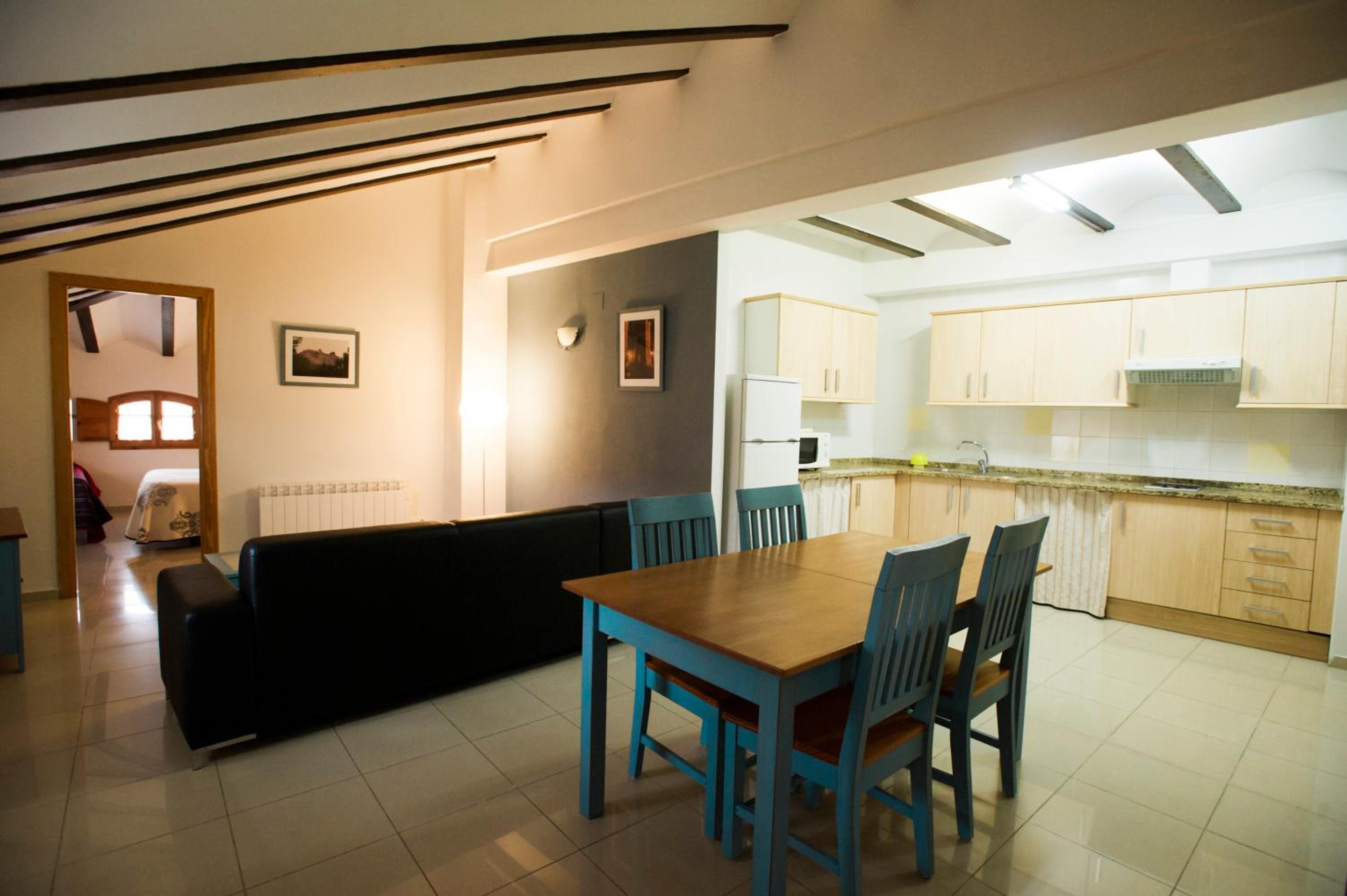 Apartment (5 Adults) - Photo 11