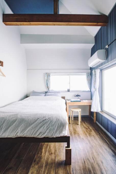 One-bedroom Loft Apartment  photo 2