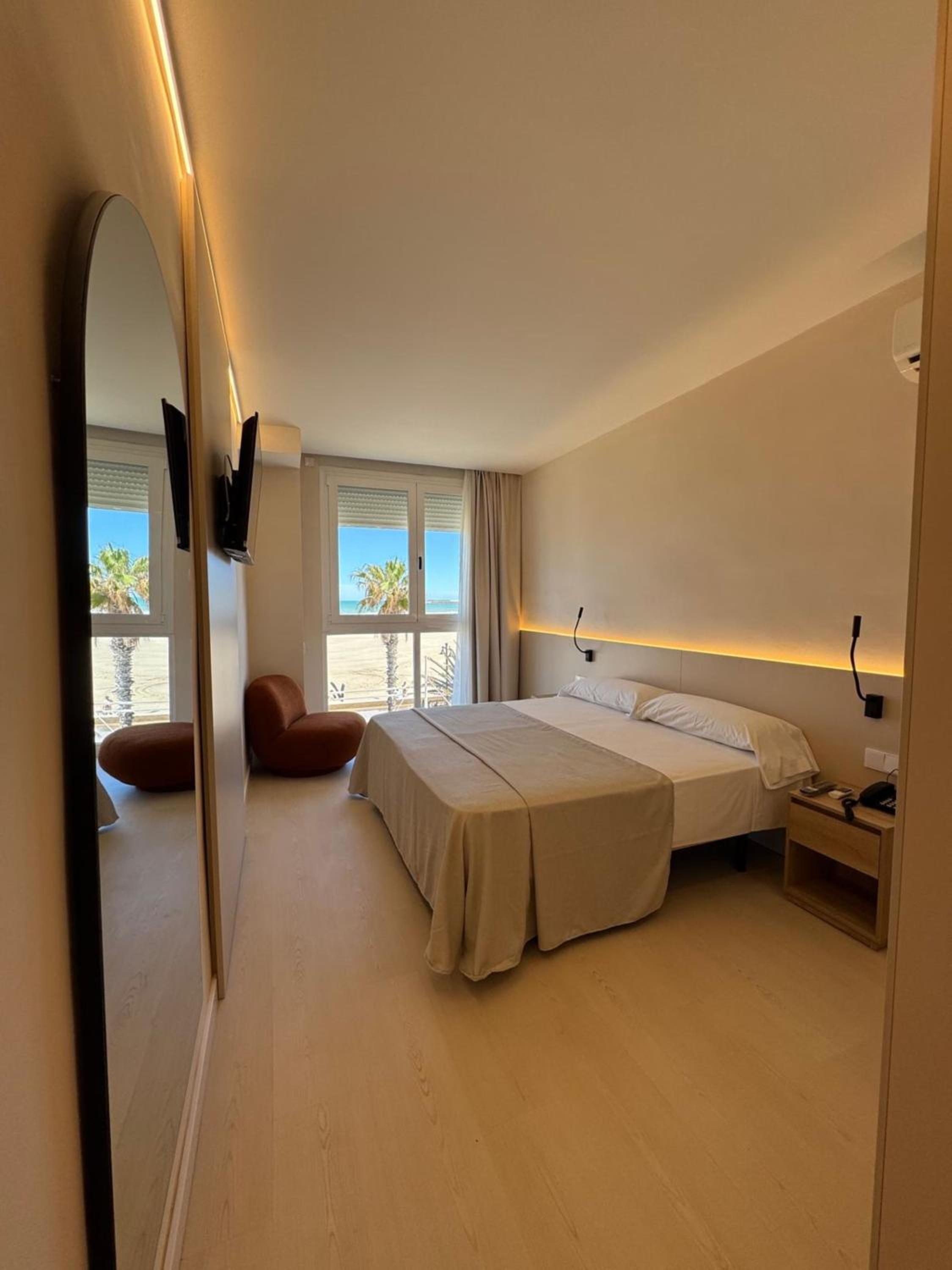 Superior Double or Twin Room with Sea View