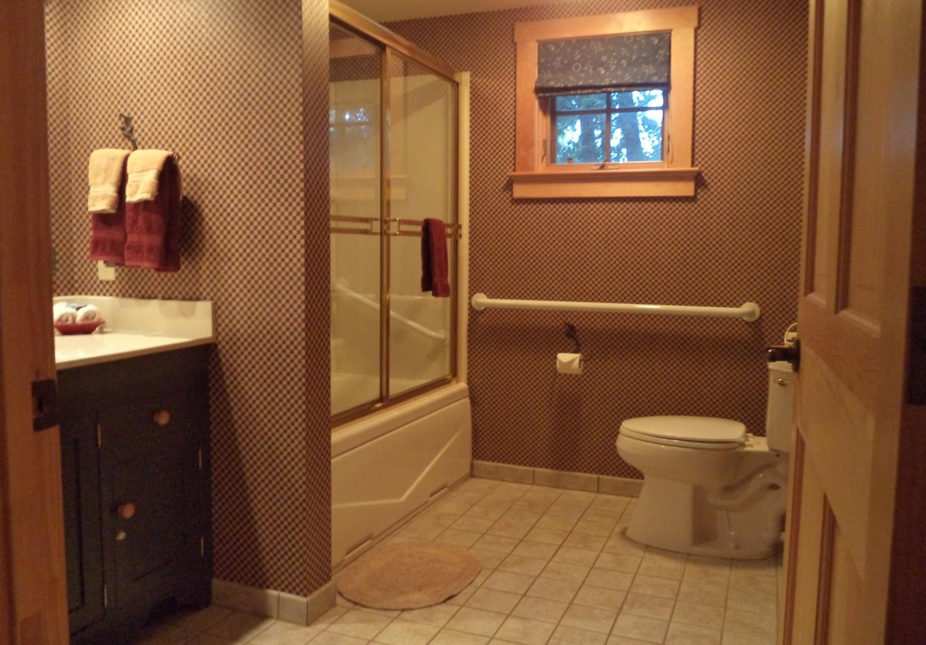 King Suite - Photo 9