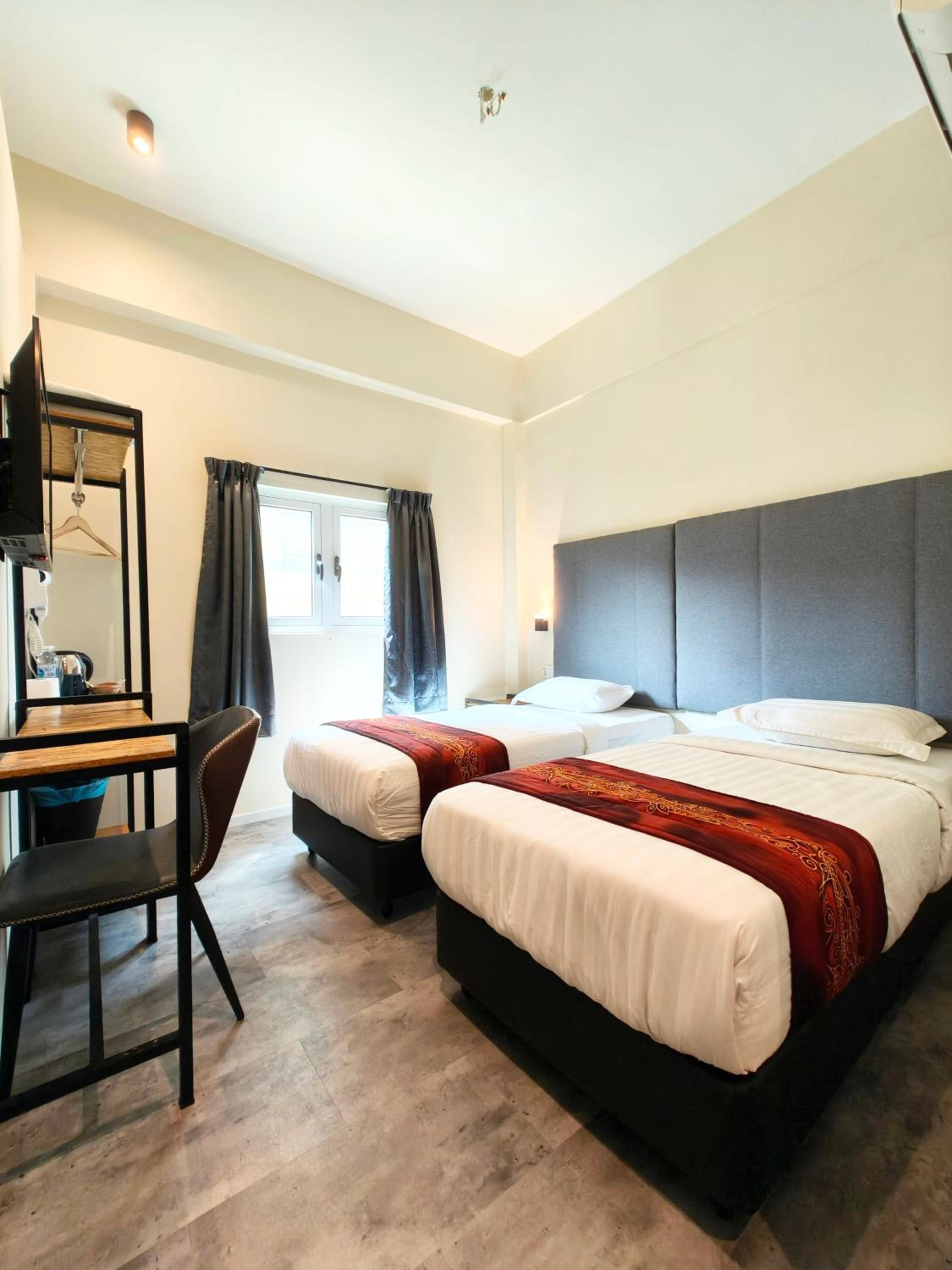 Superior Twin Room - Photo 1