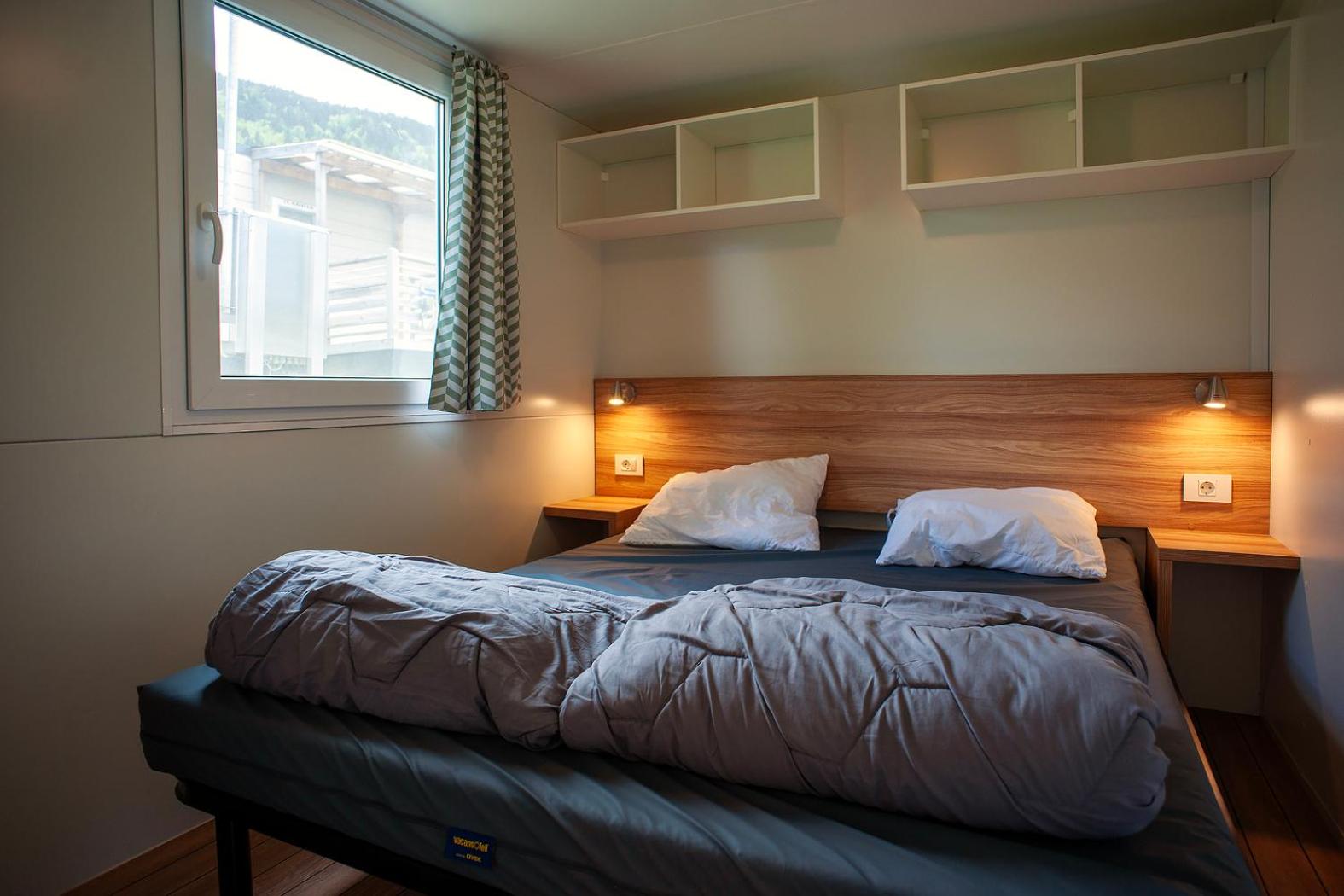 Mobile Home photo 3