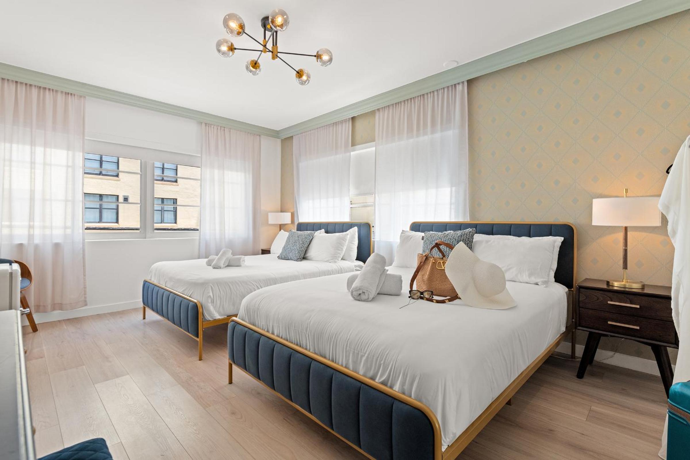 Classic Quadruple Room