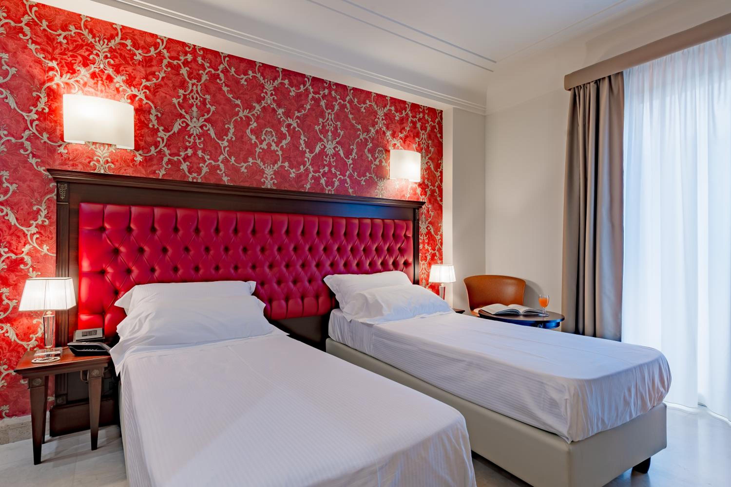 Superior Double or Twin Room with Sea View - Photo 5