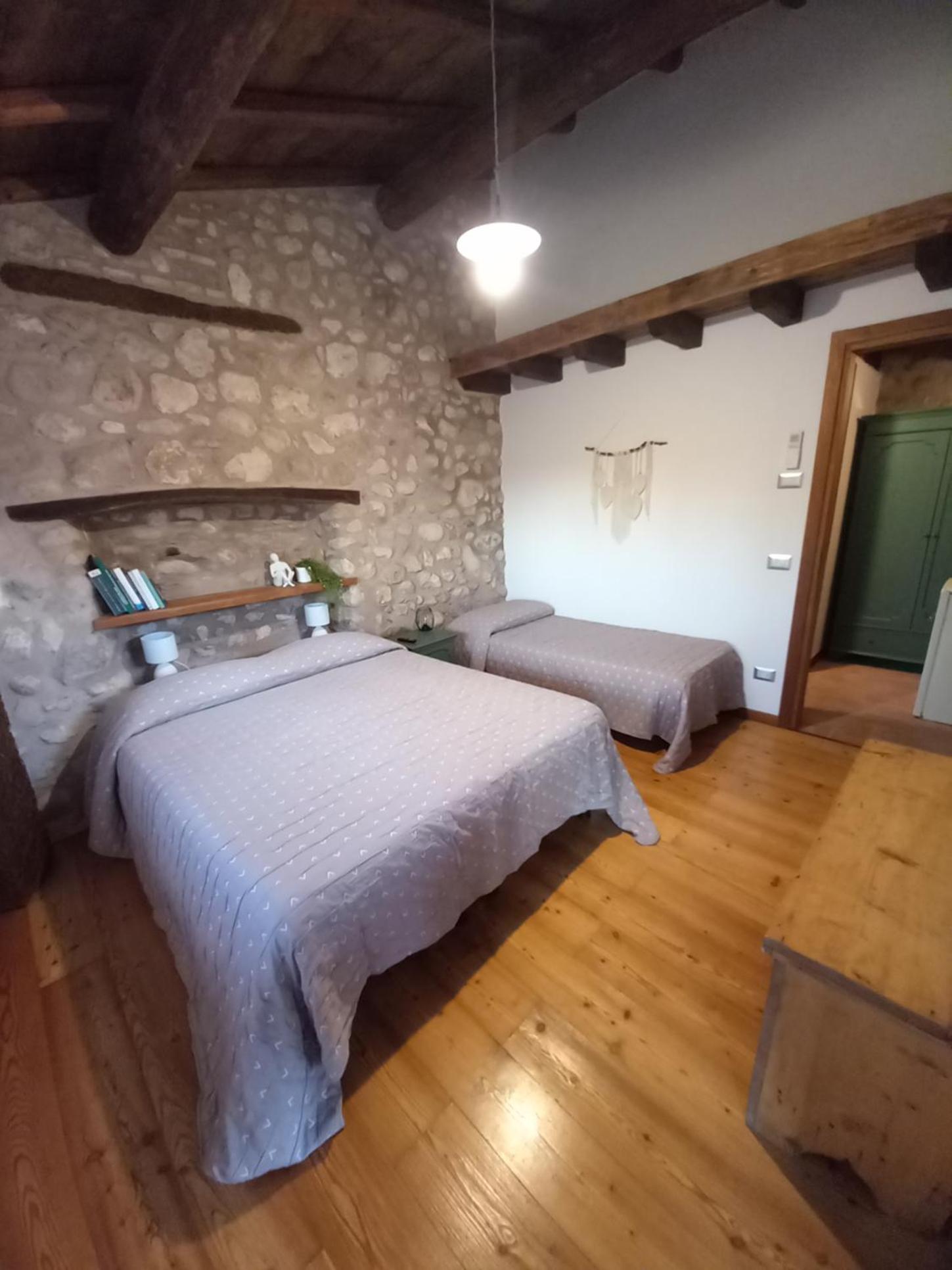 Triple Room - Photo 5