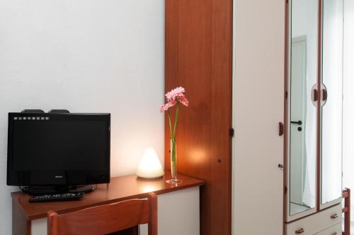 Single Room with Balcony photo 1