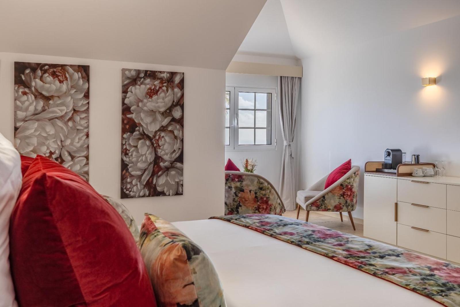 Junior Suite with Ocean View photo 3