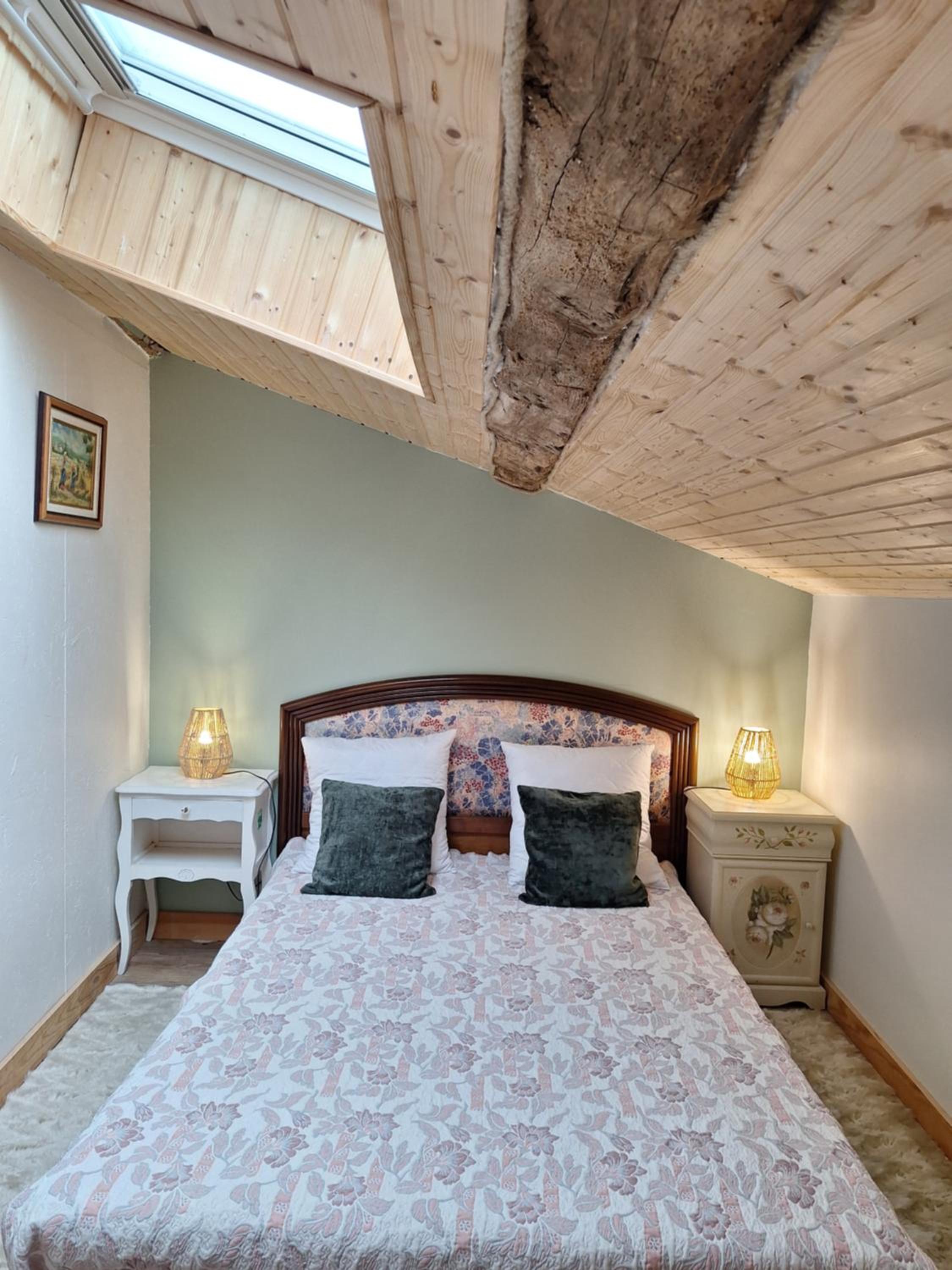 Four-Bedroom House photo 2