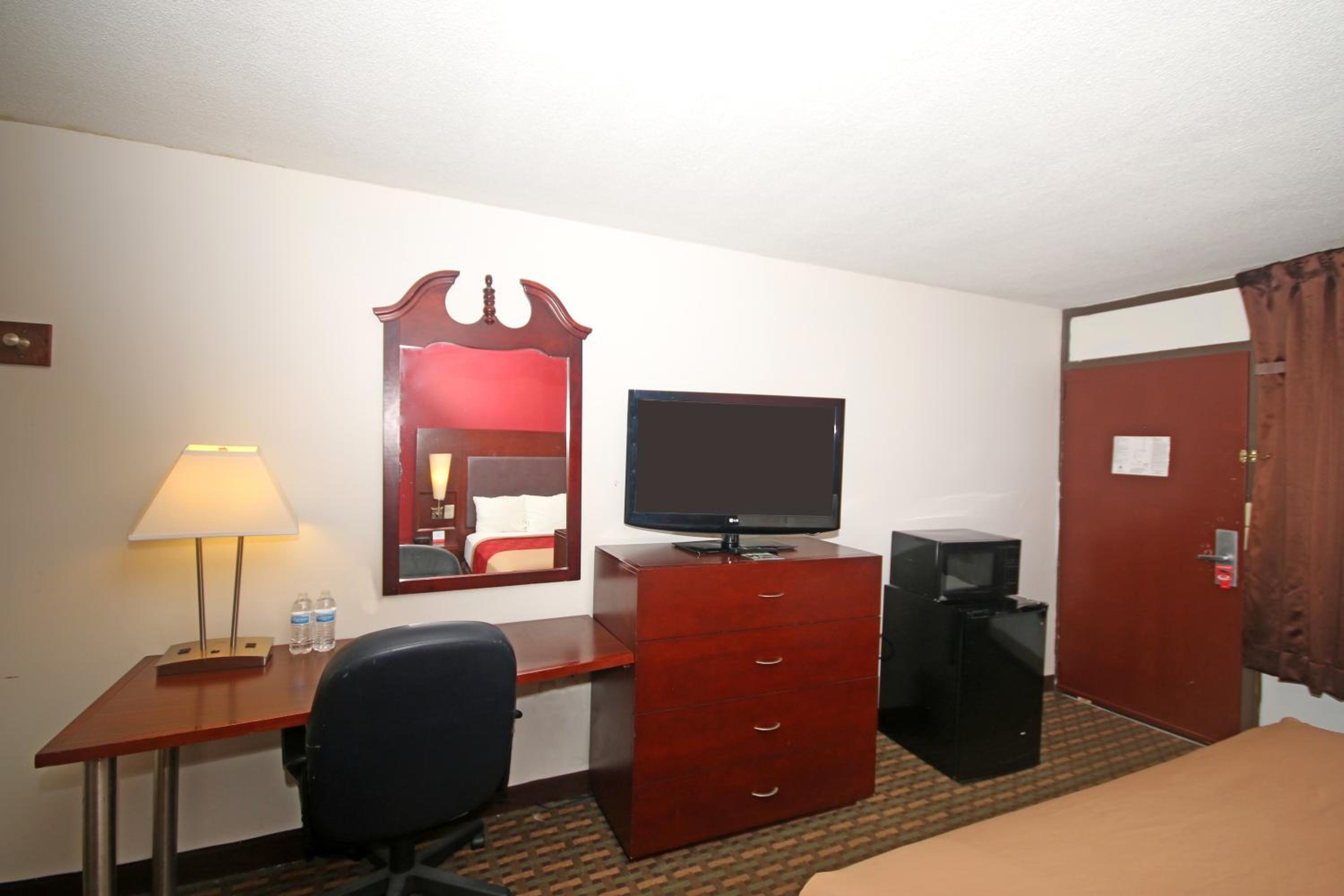 Accessible 1 Double Bed - Photo 6