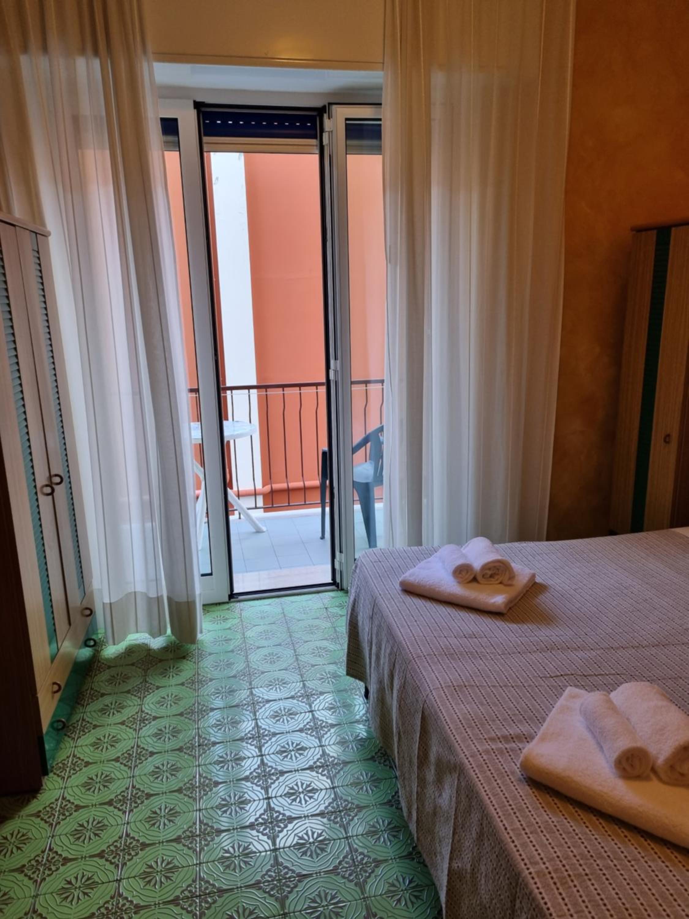 Deluxe Double or Twin Room with Balcony - Photo 1