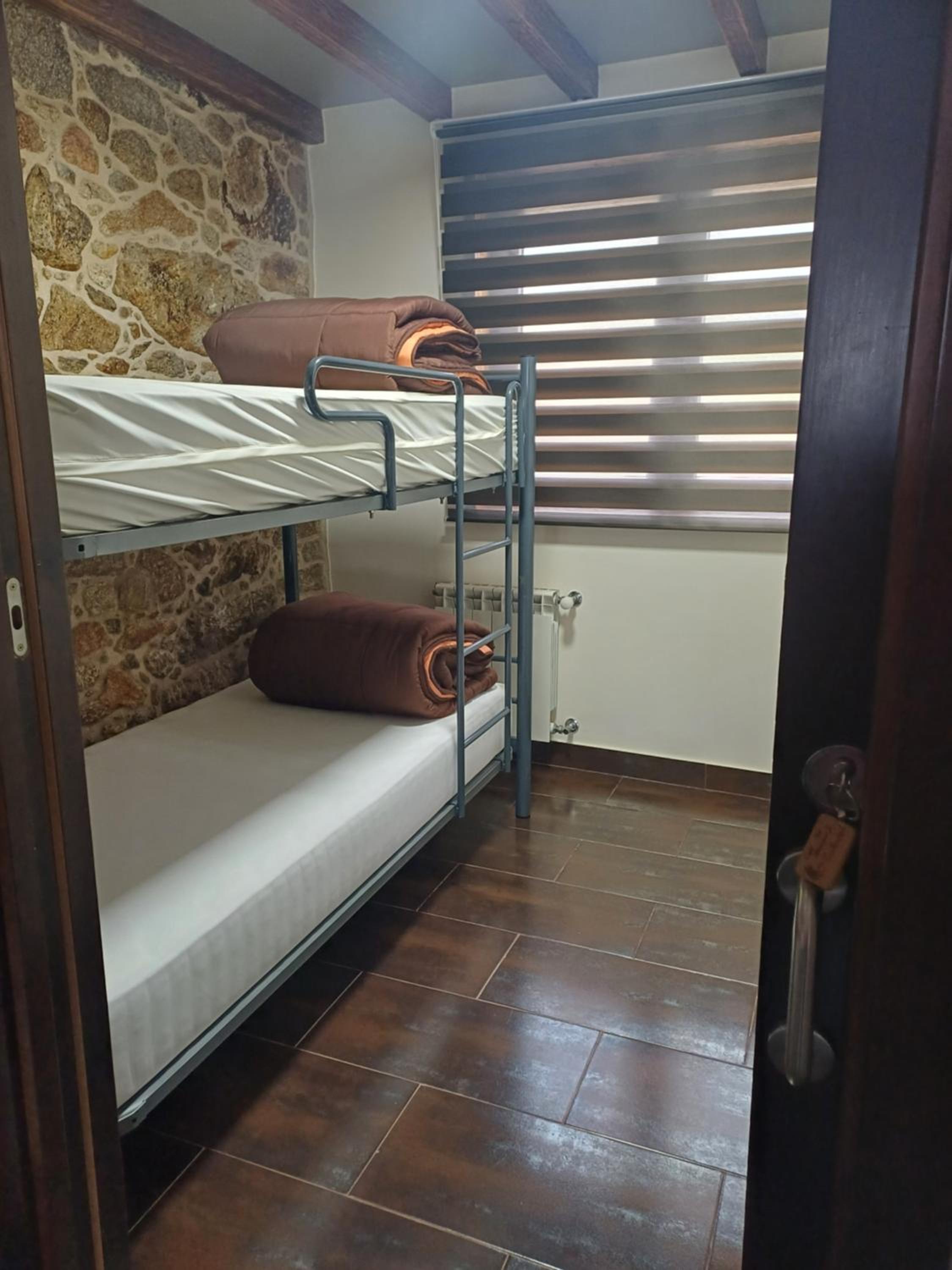 Twin Room with Shared Bathroom