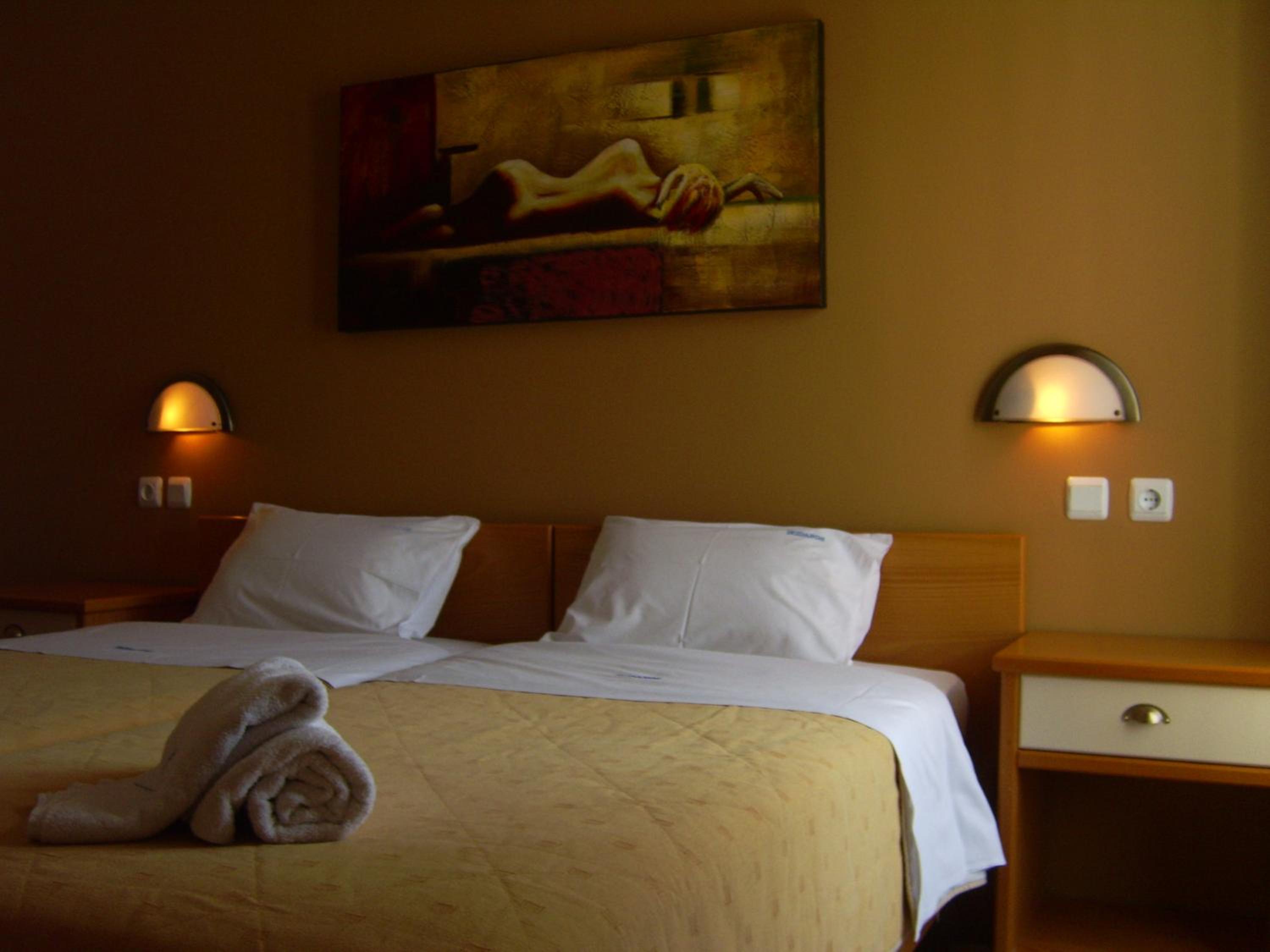 Double Room - Photo 13