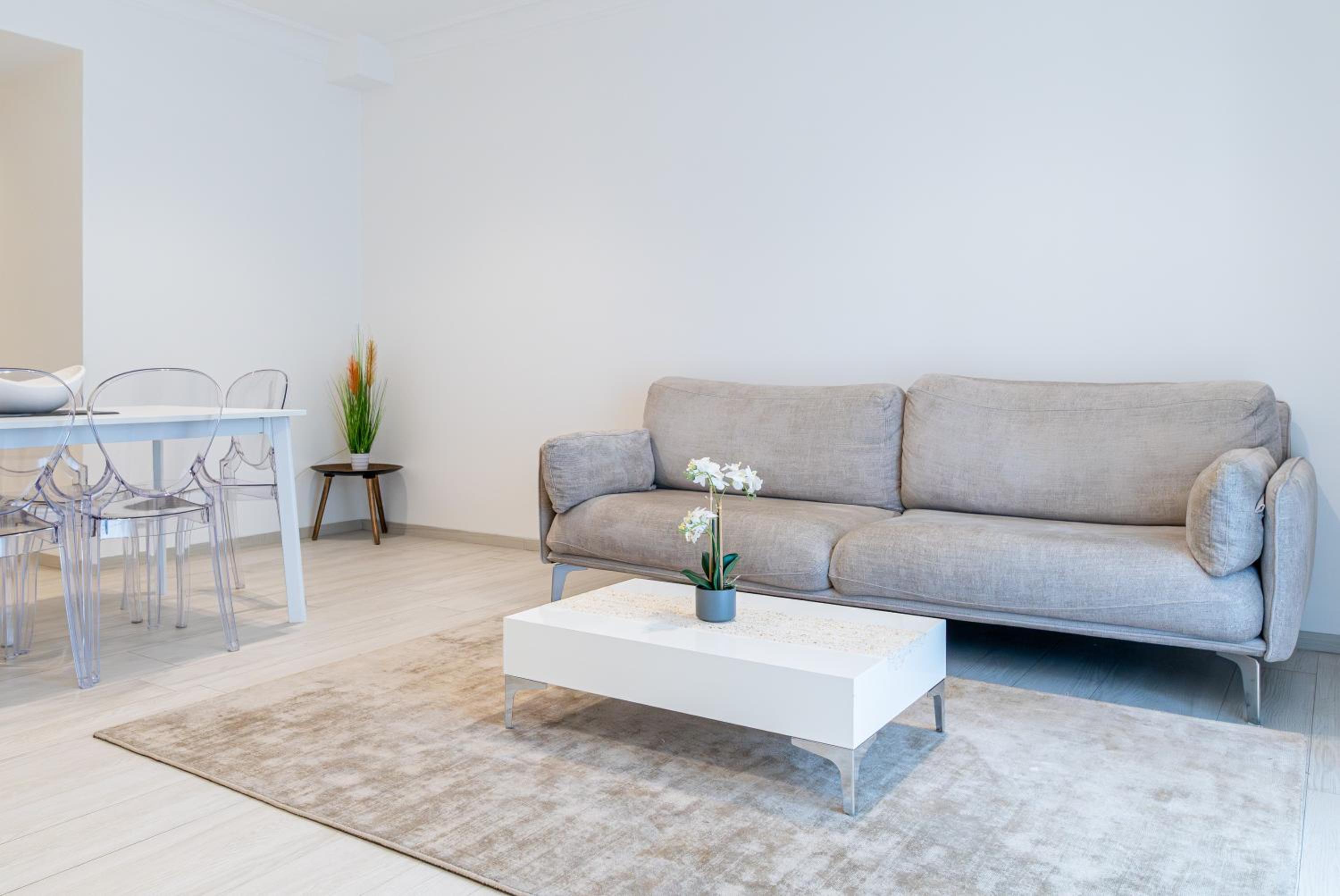 Three-Bedroom Premium Apartment photo 2