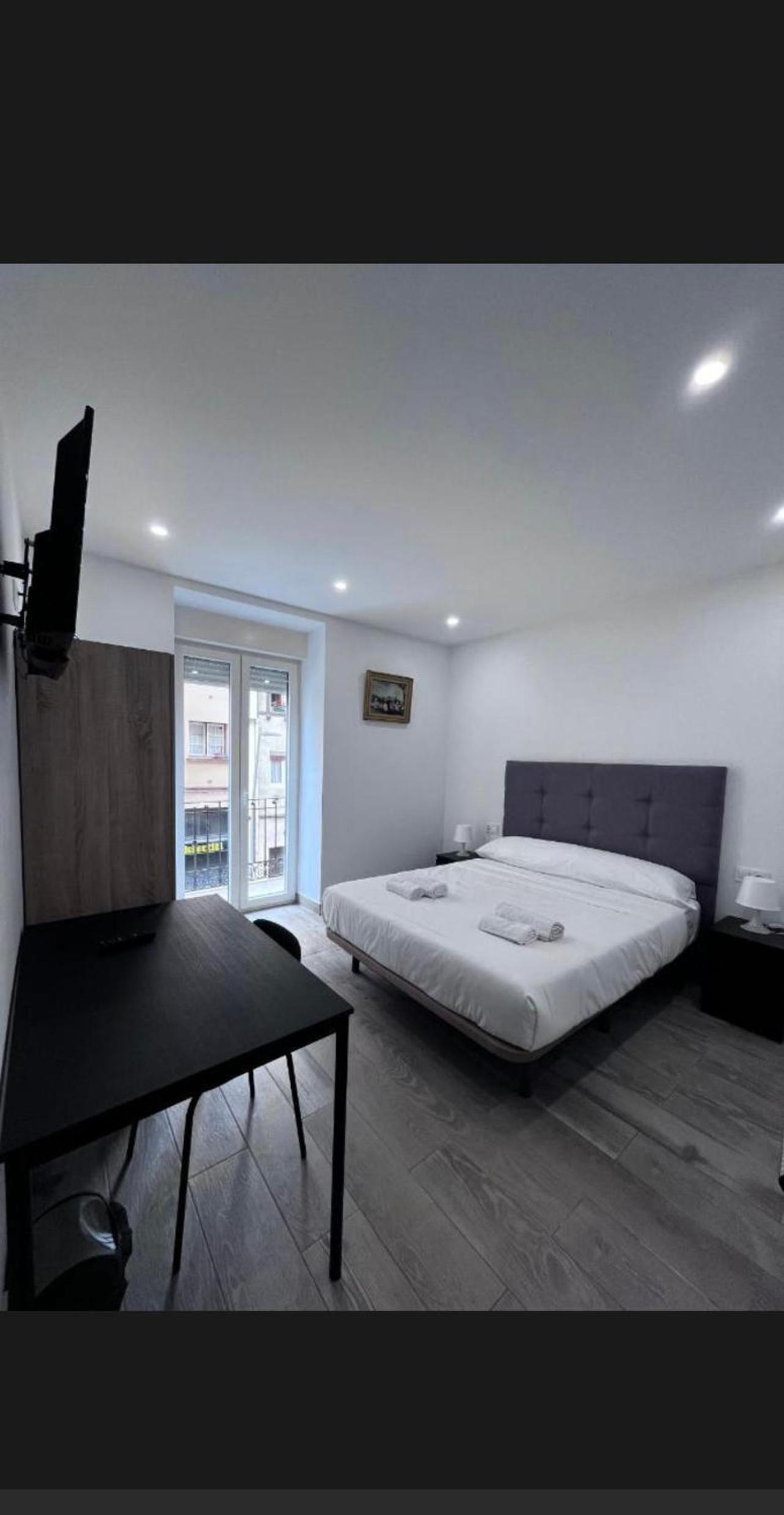 Queen Room with Shared Bathroom