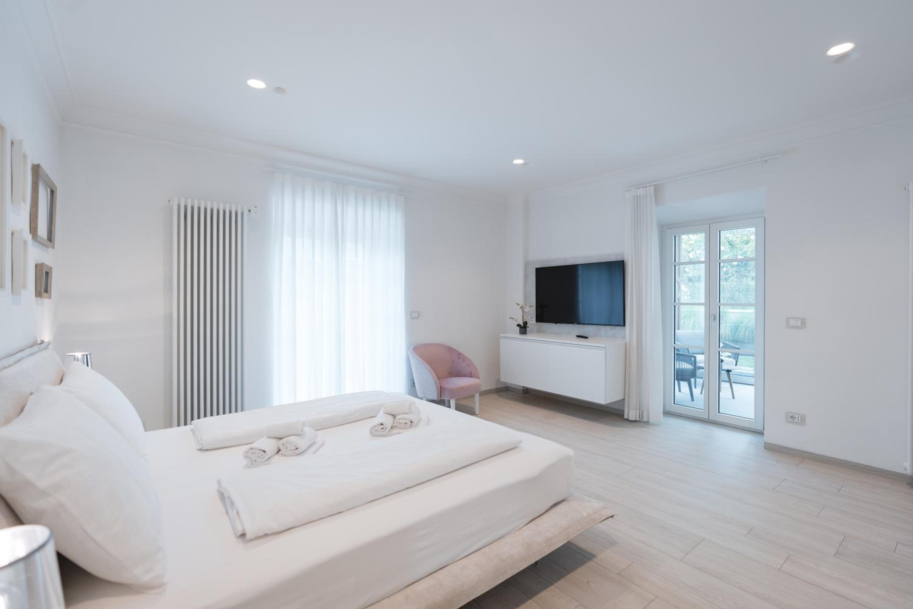 One-Bedroom Premium Apartment