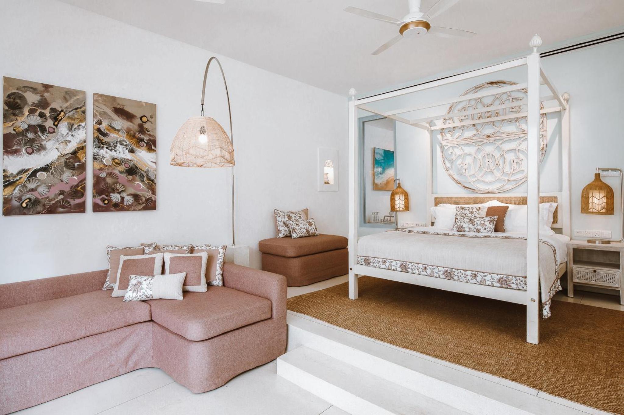 Super Deluxe with Bath - Ground Floor