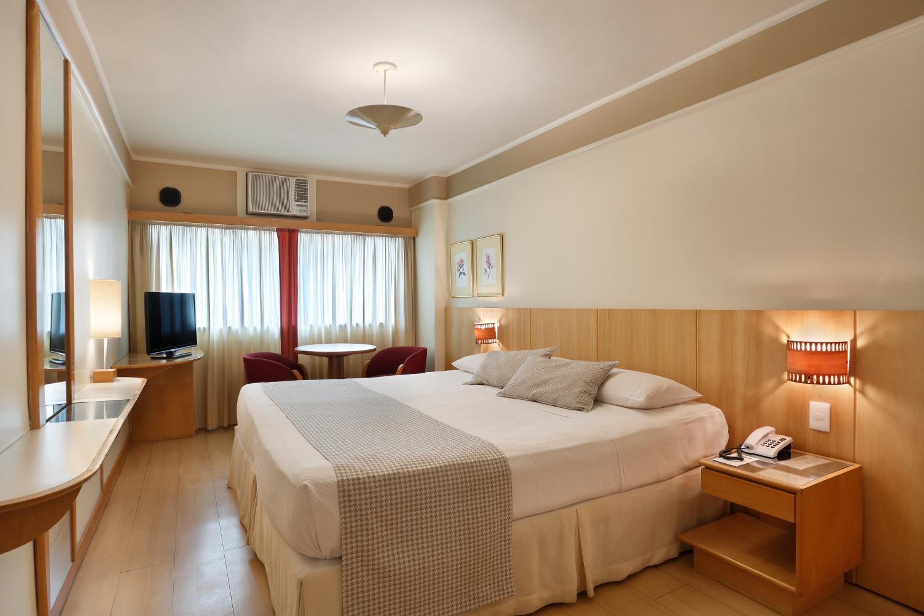 Deluxe Double or Twin Room with Spa Bath photo 1