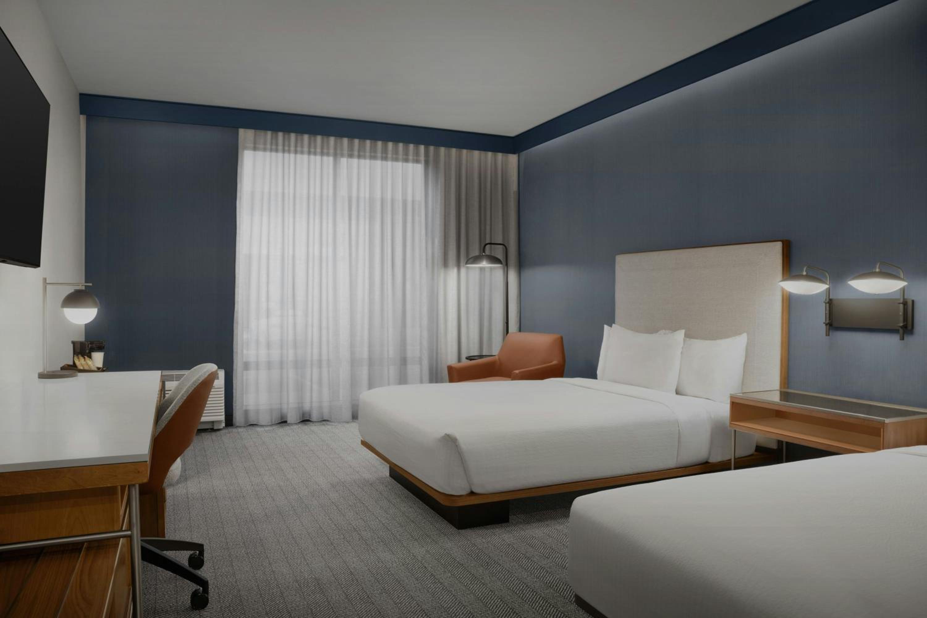 Queen Room with Two Queen Beds and Roll-in Shower - Mobility Accessible photo 2