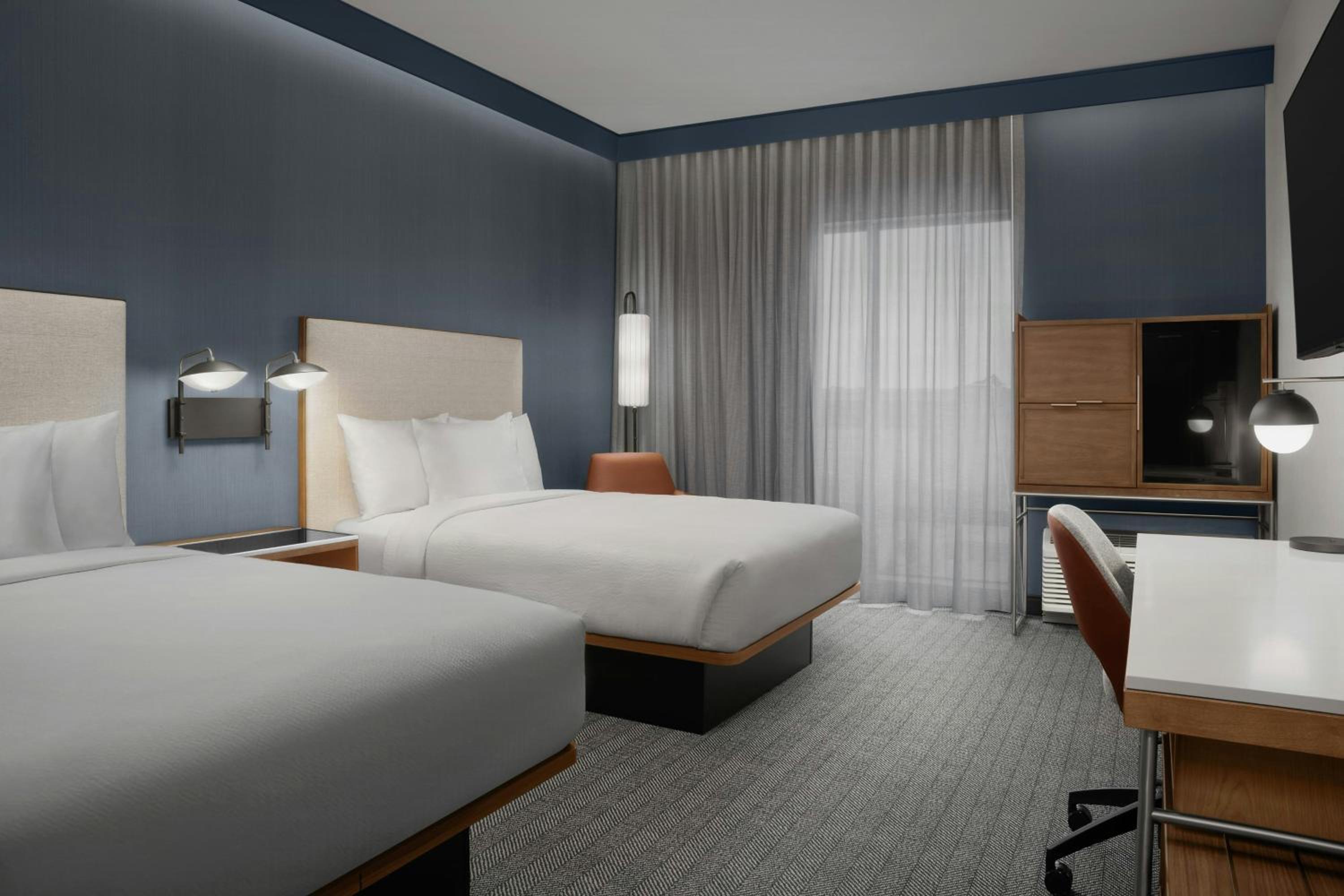 Queen Room with Two Queen Beds and Roll-in Shower - Mobility Accessible photo 1