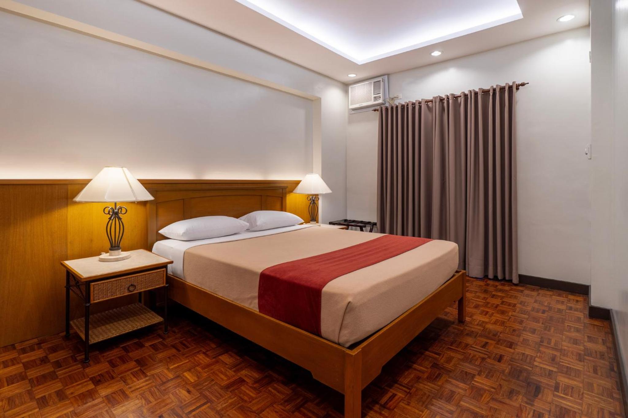 One-Bedroom Suite