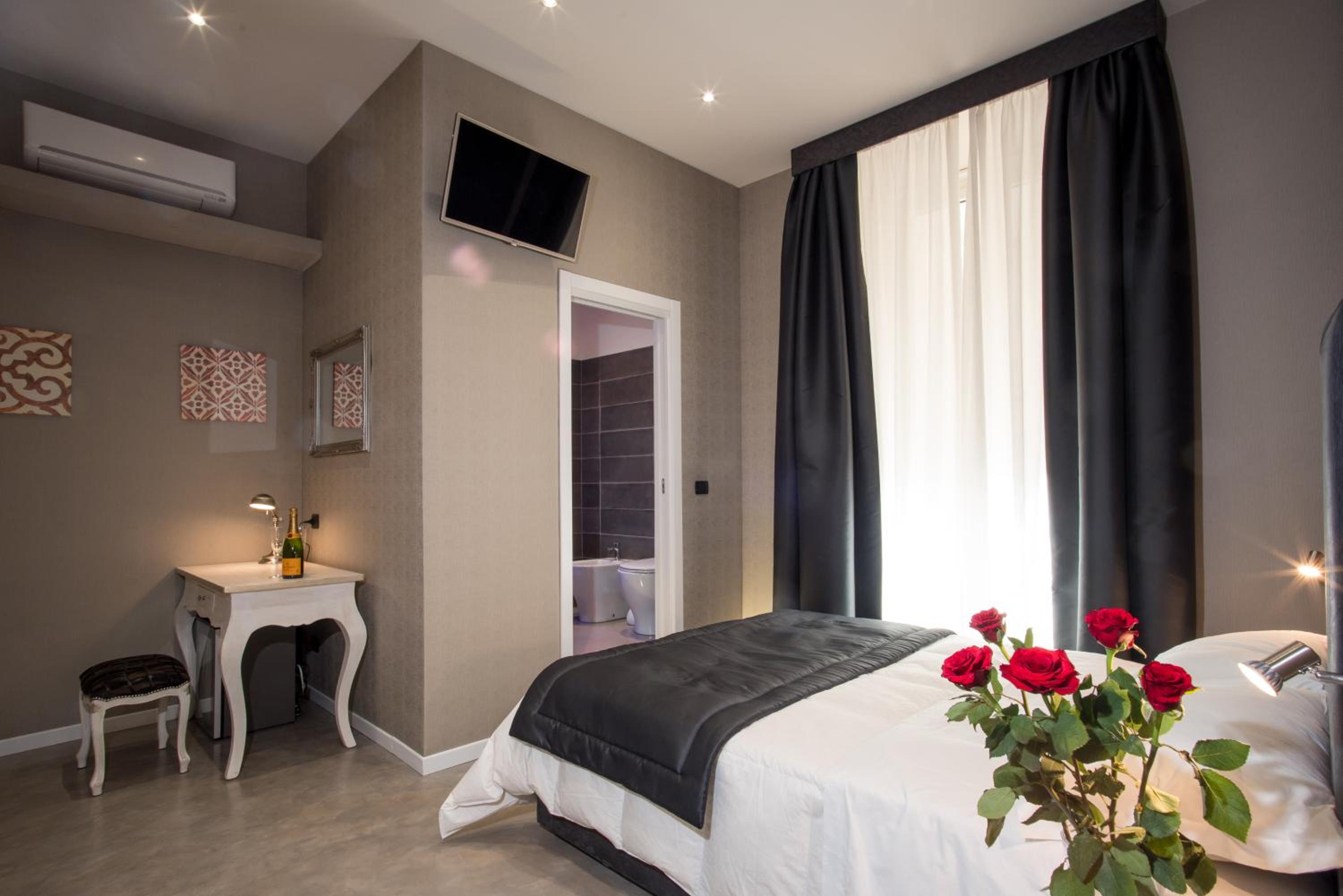 Classic Triple Room photo 1