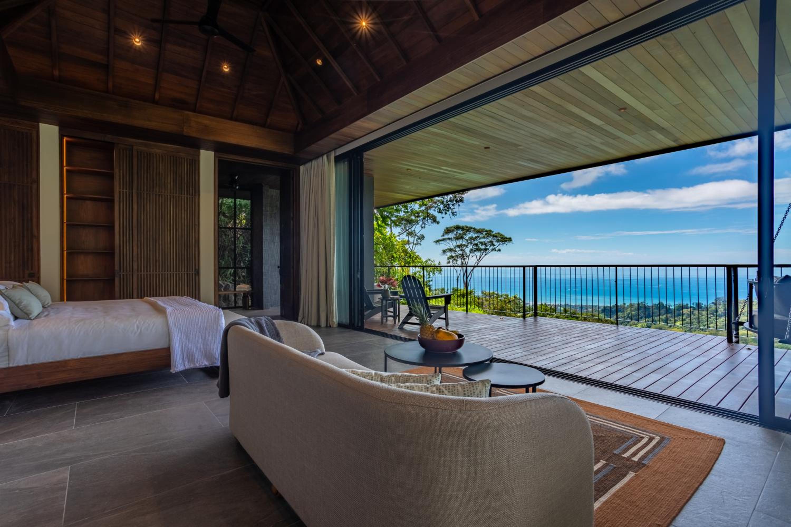 King Suite with Sea View