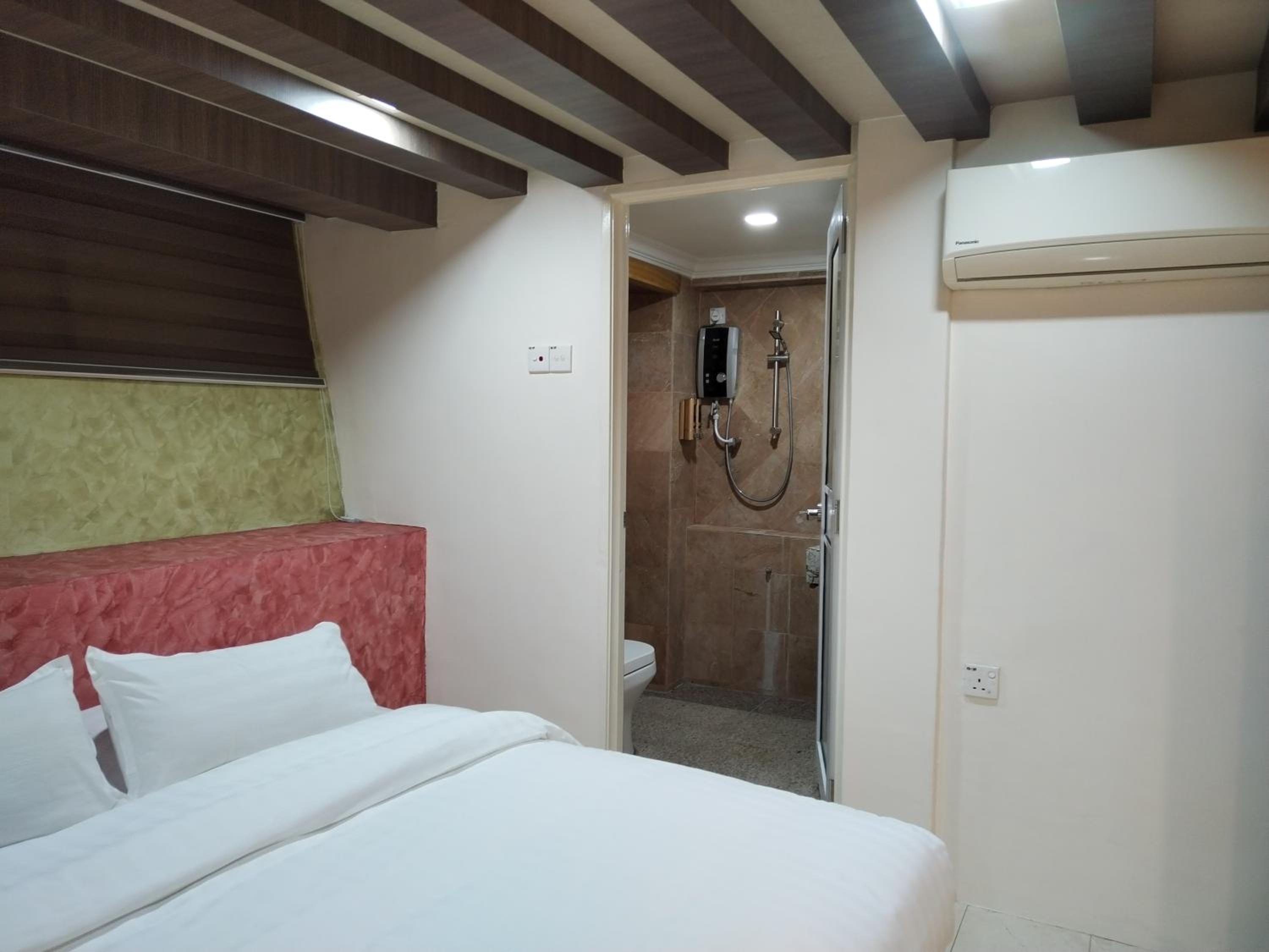 Villa - Photo 4