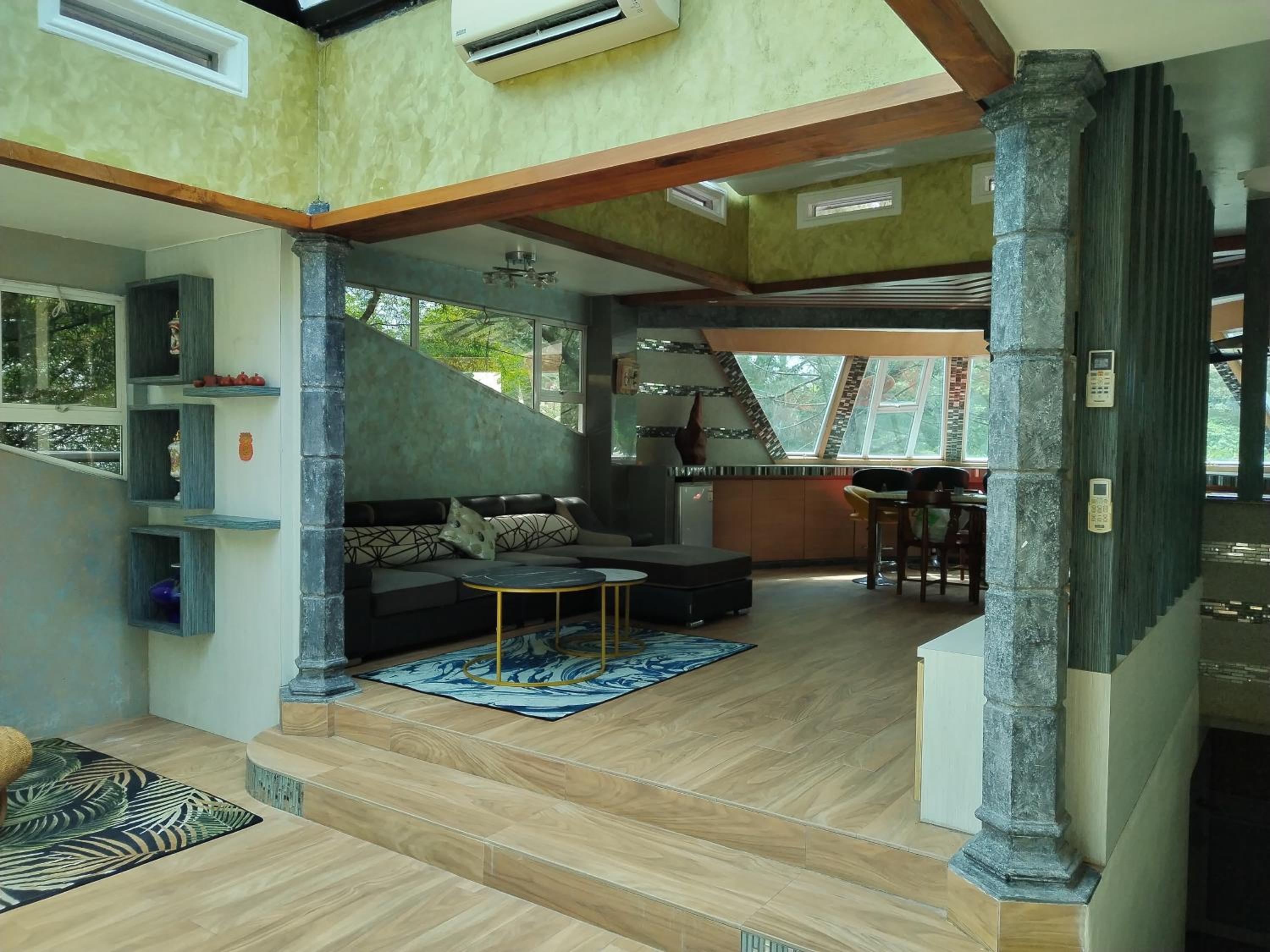 Villa - Photo 16