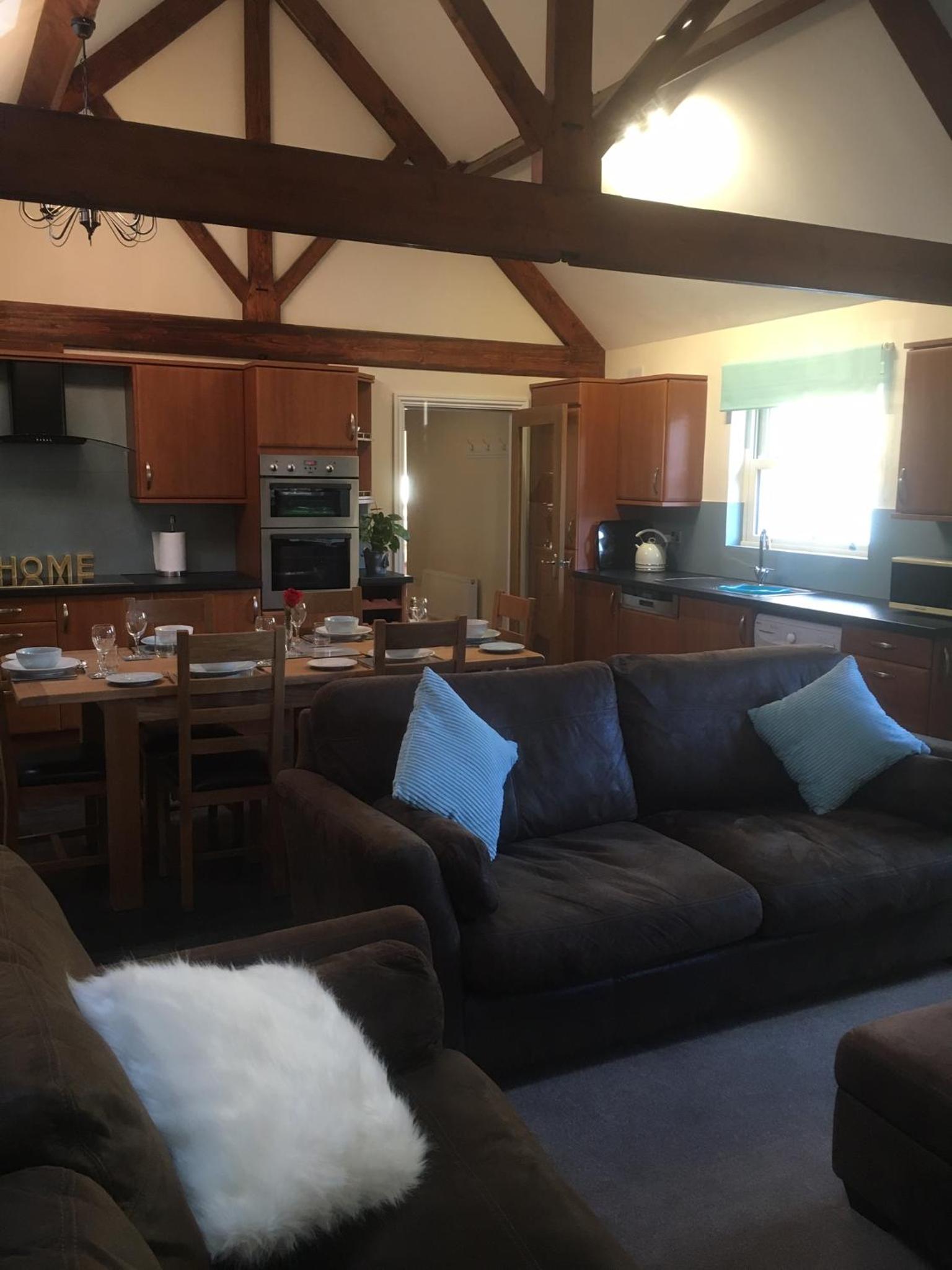 Three-Bedroom Cottage photo 2
