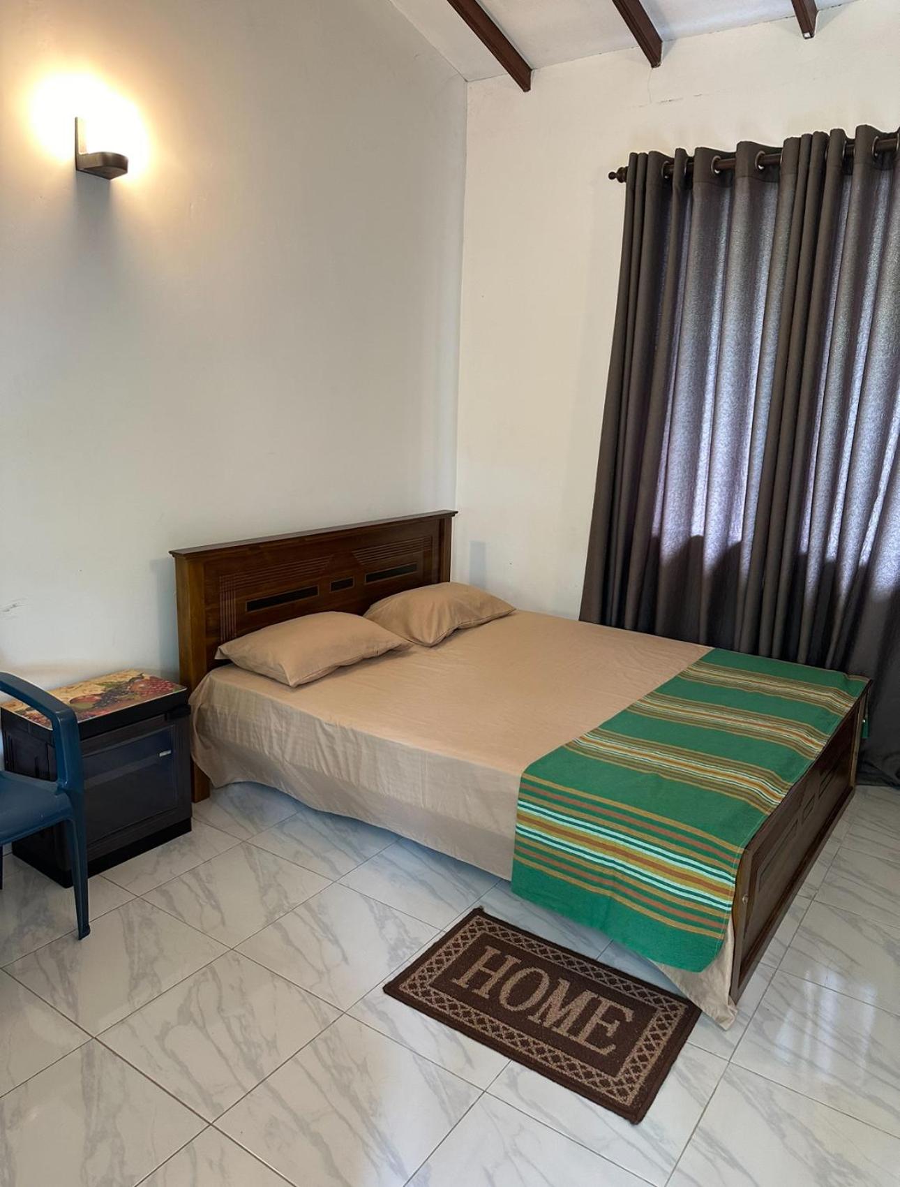 Economy Double Room photo 3