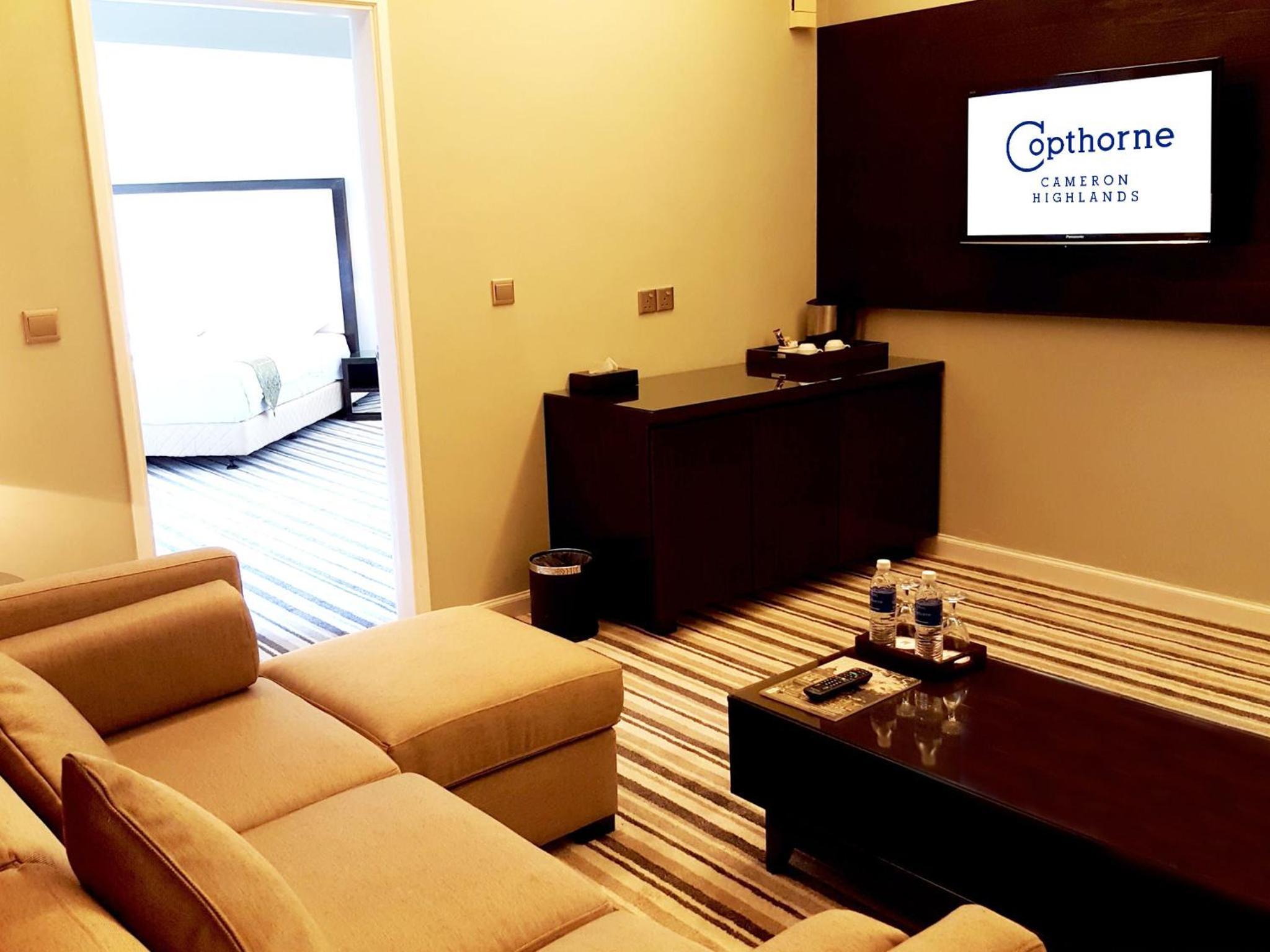 Executive Suite - Photo 6