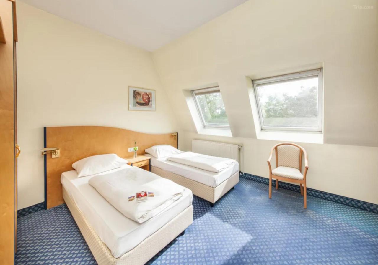 Twin Room photo 2