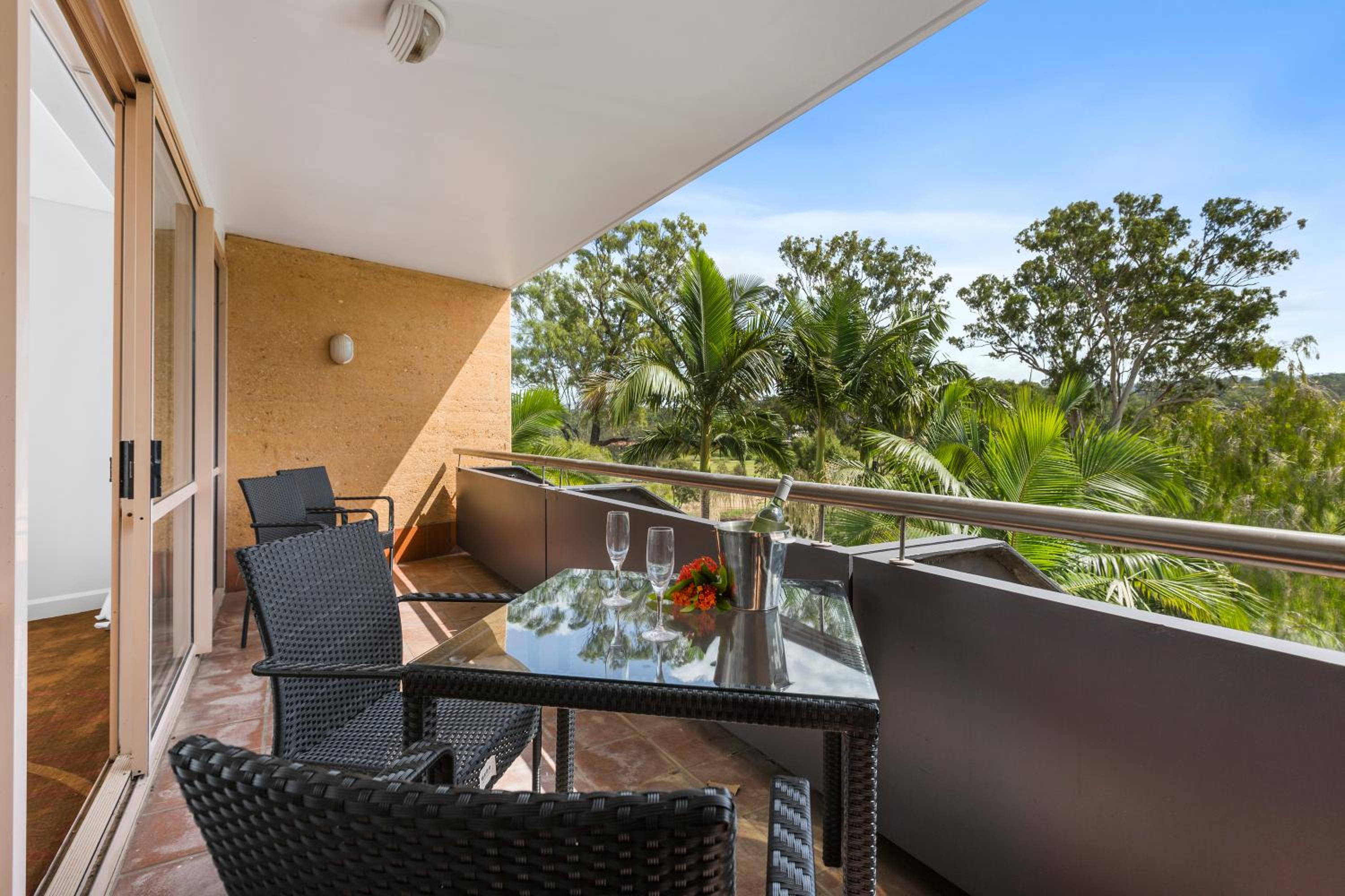 Lower Penthouse Suite photo 3