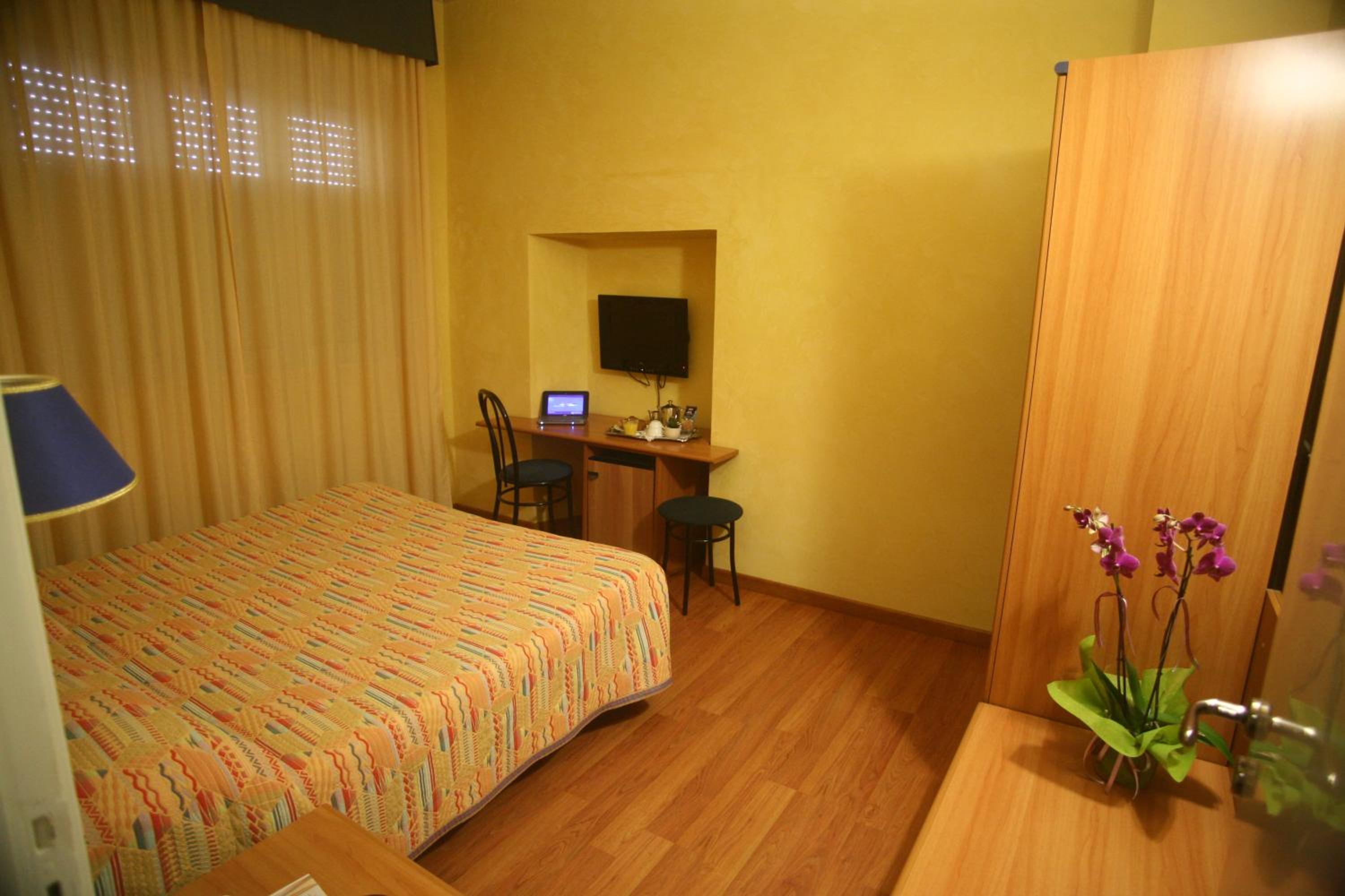 Triple Room photo 3